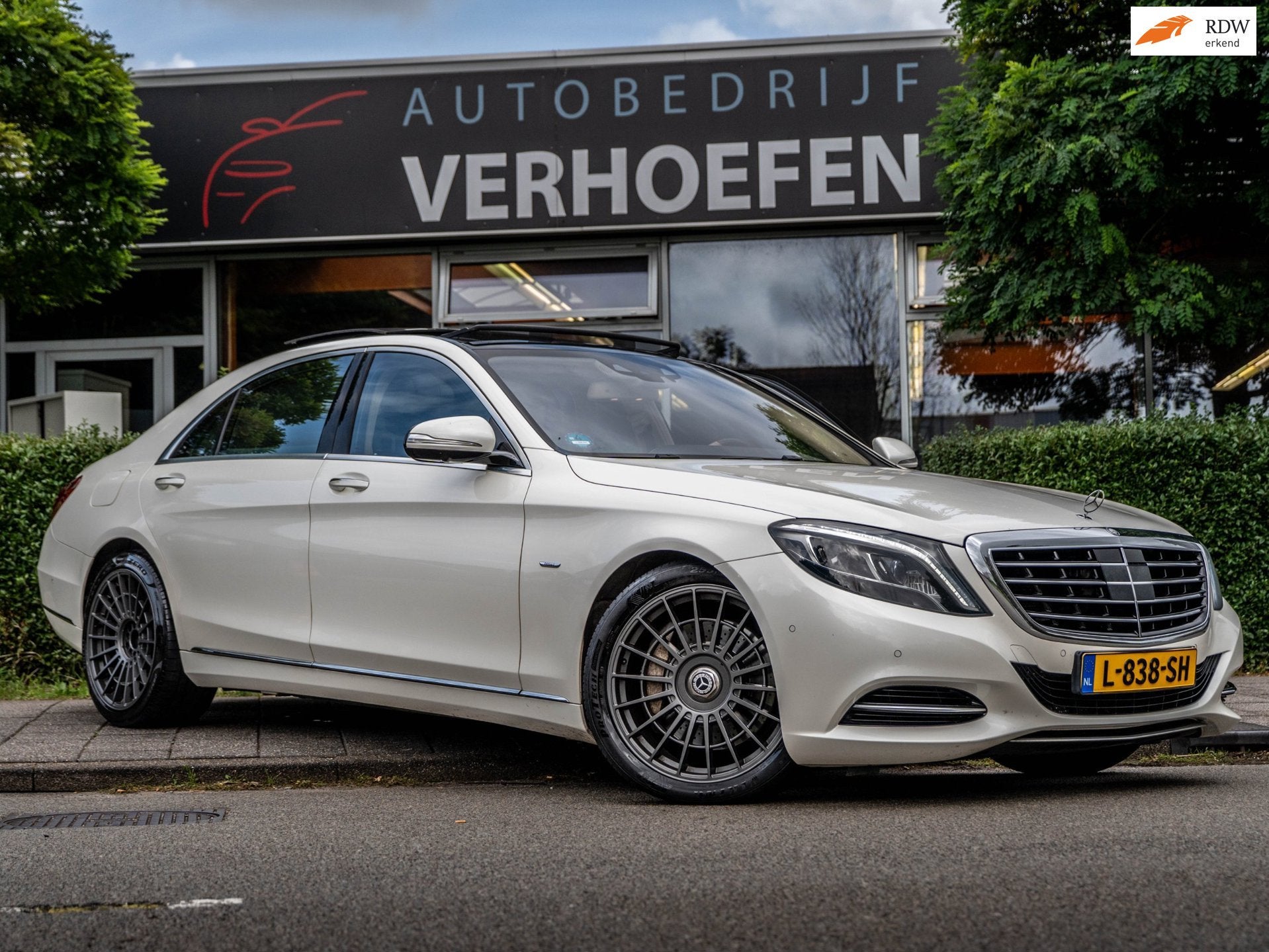 Mercedes-Benz S-klasse 500 4Matic Lang Prestige - MAYBACH IN, Auto's, Dealer onderhouden, Gebruikt, Maybach S-Klasse, Wit