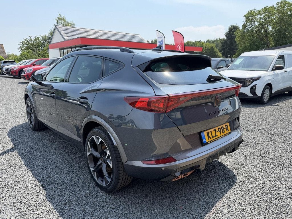 CUPRA Formentor PHEV 1.4 E-HYBRID VZ PERFORMANCE (bj 2023), Auto's, Cupra, Gebruikt, Zwart, 4 cilinders, Origineel Nederlands