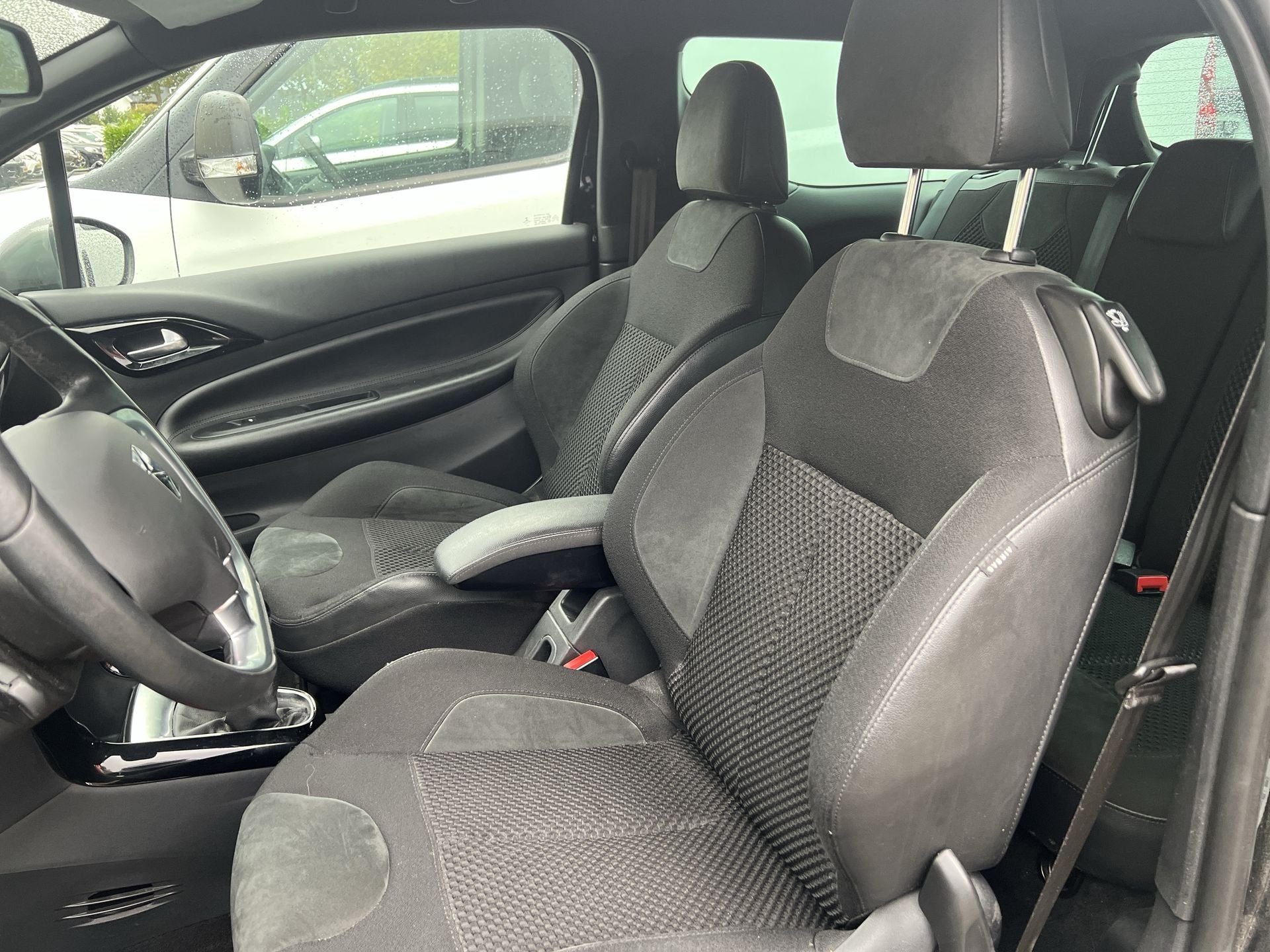 Citroën DS3 1.2 VTi So Chic | NAVI | CLIMA | LM VELGEN | TR, Euro 5, Stof, Gebruikt, 1199 cc