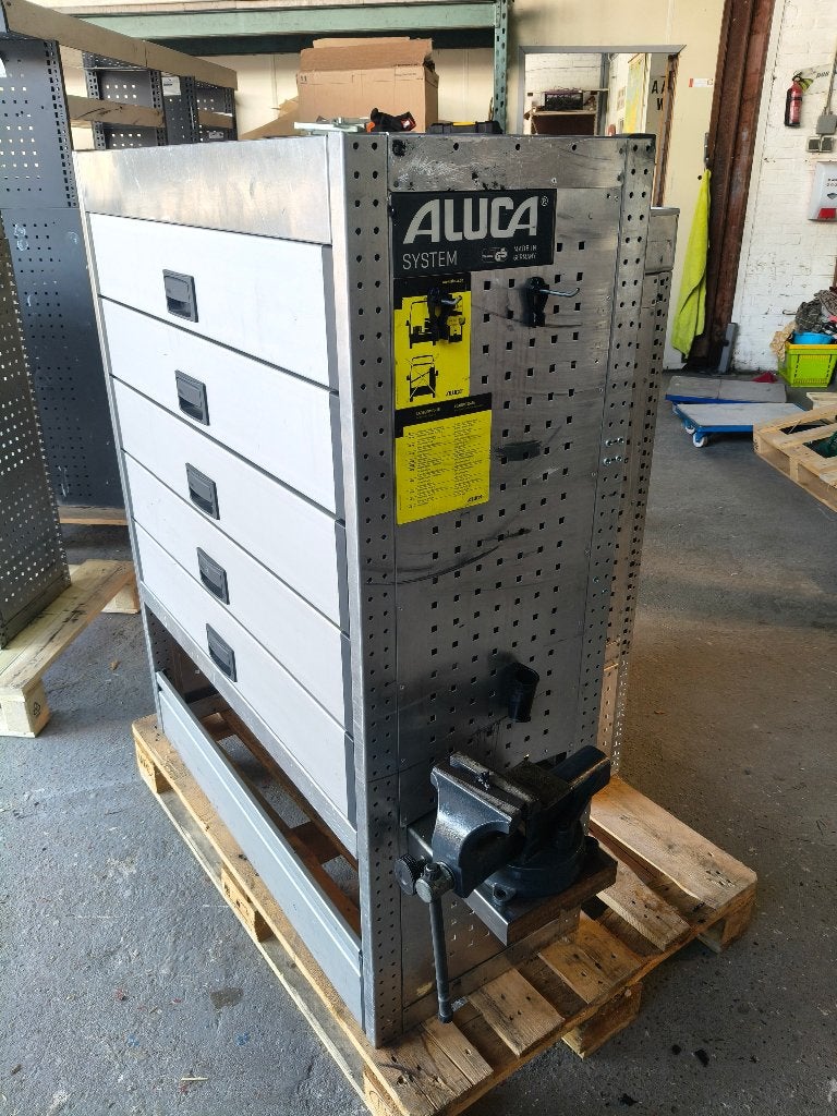 Aluca ( 2604) L 120 B 42 H 125 € 849, Ophalen, Zo goed als nieuw, Info@laaiin.nl, Laaiin