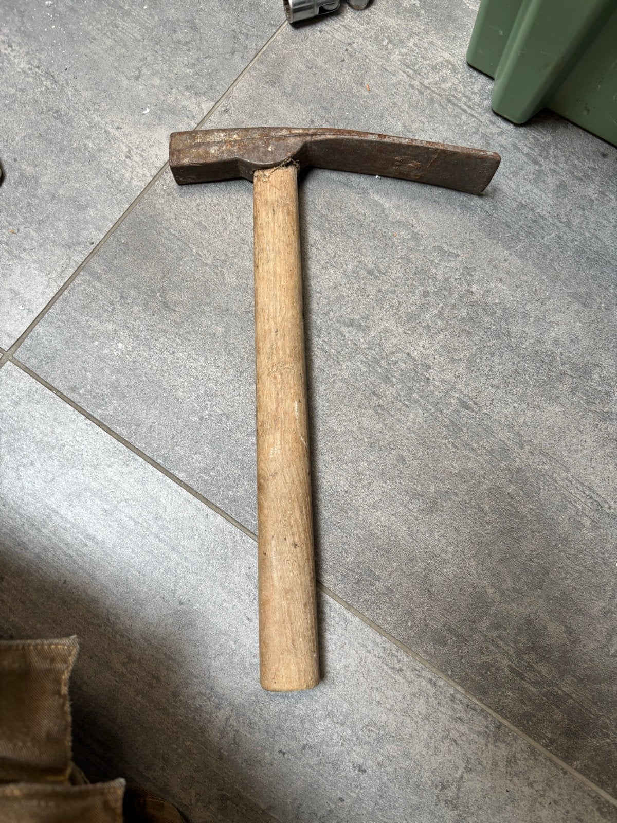 Gebruikte hamer met houten steel, Ophalen of Verzenden, Gebruikt, Hamer, Overige merken