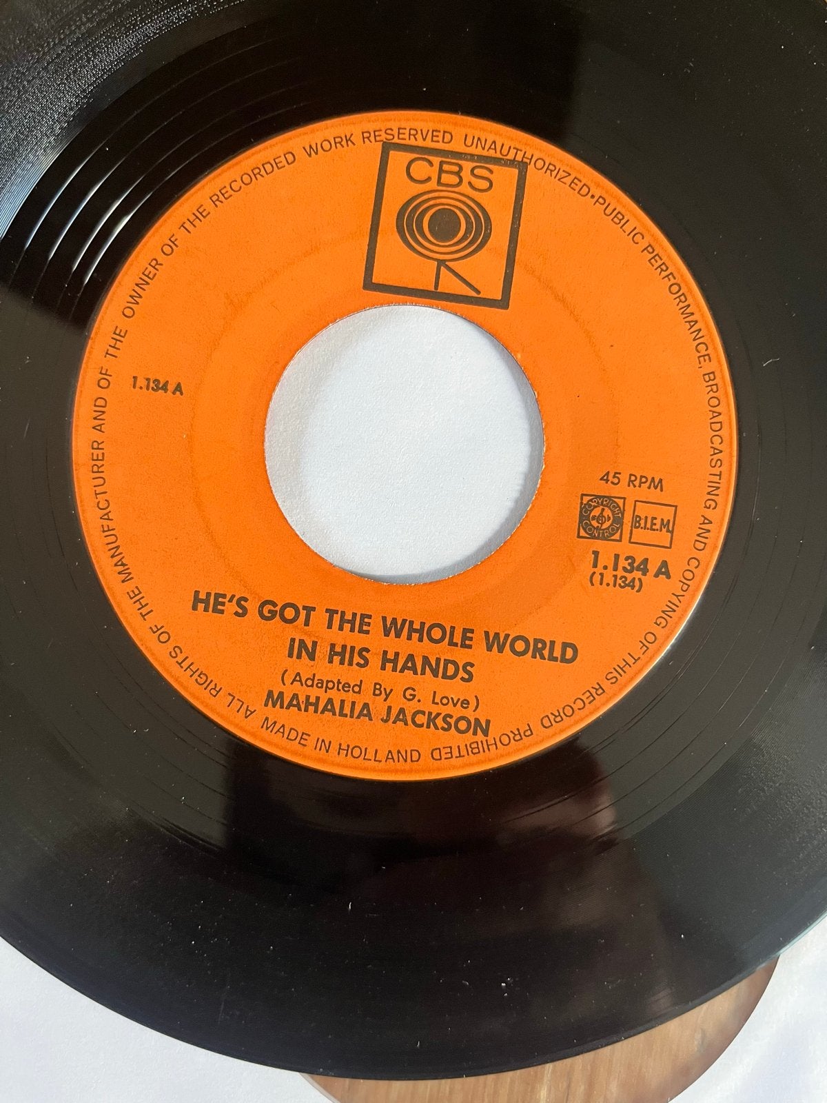 Mahalia Jackson - He's Got The Whole World In His Hands, Ophalen of Verzenden, Gebruikt, 7 inch, Meditatie en Spiritualiteit