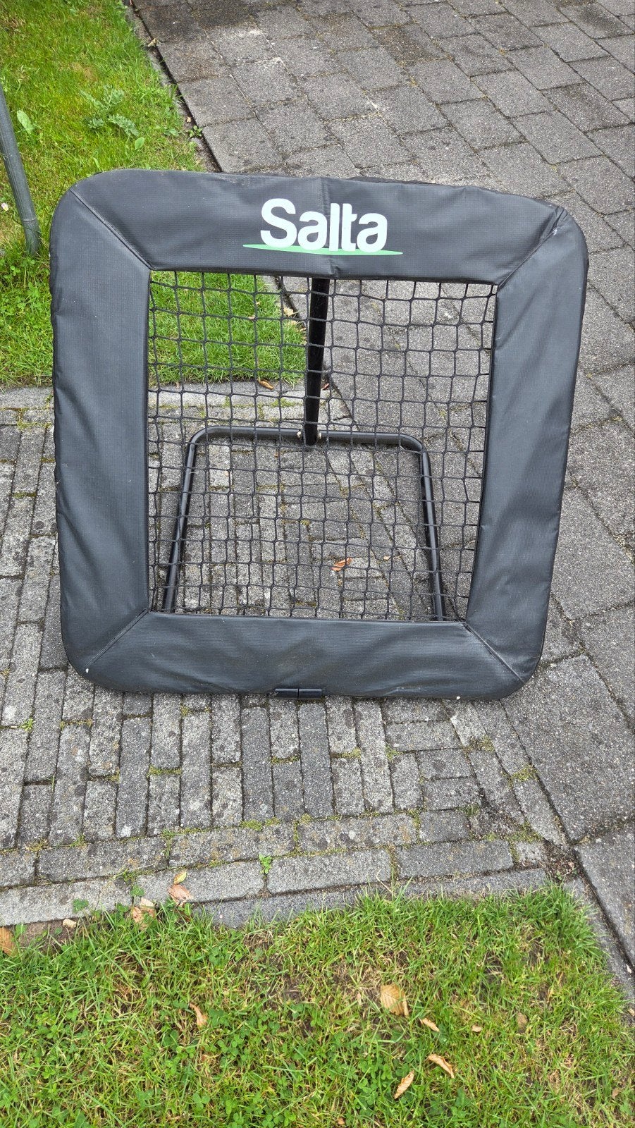 Salta voetbal rebounder / voetbaltrainer, Sport en Fitness, Voetbal, Ophalen of Verzenden, Gebruikt, Overige typen