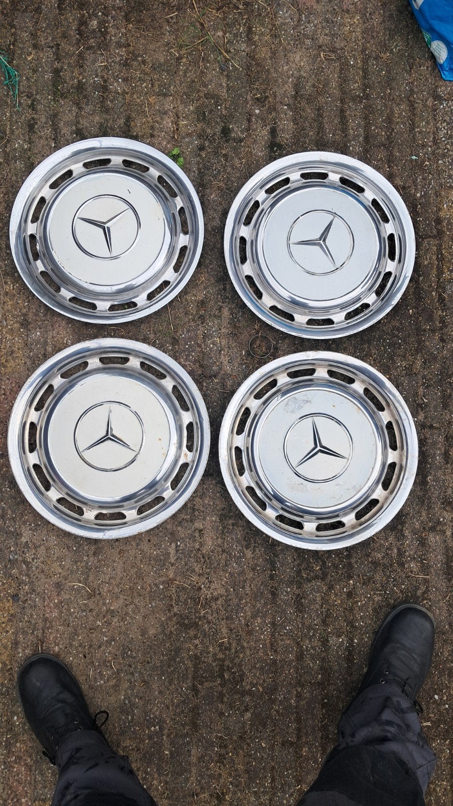 wieldoppen mercedes oldtimer, Ophalen, Gebruikt