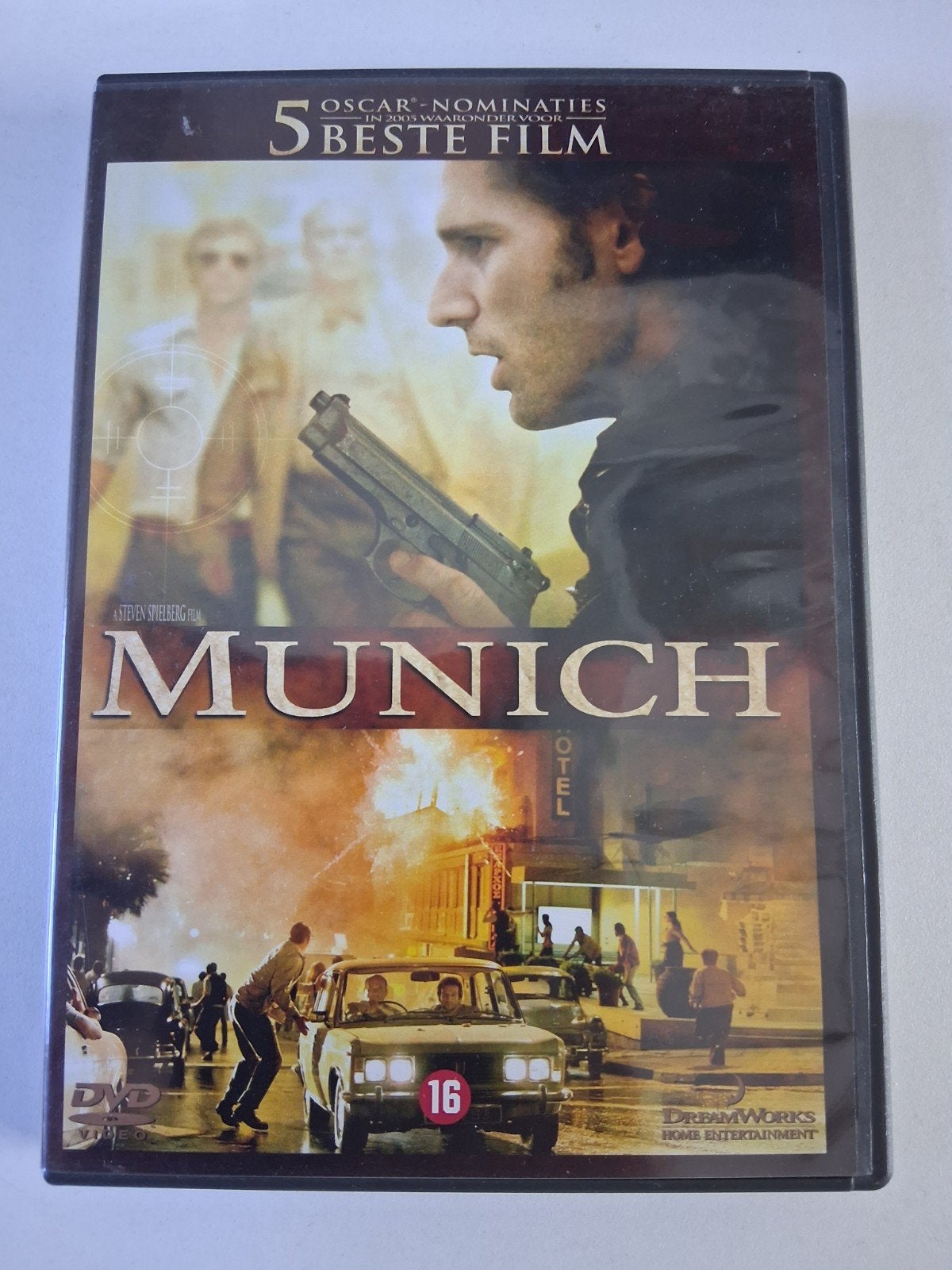 Munich, Vanaf 12 jaar, Ophalen of Verzenden, Zo goed als nieuw