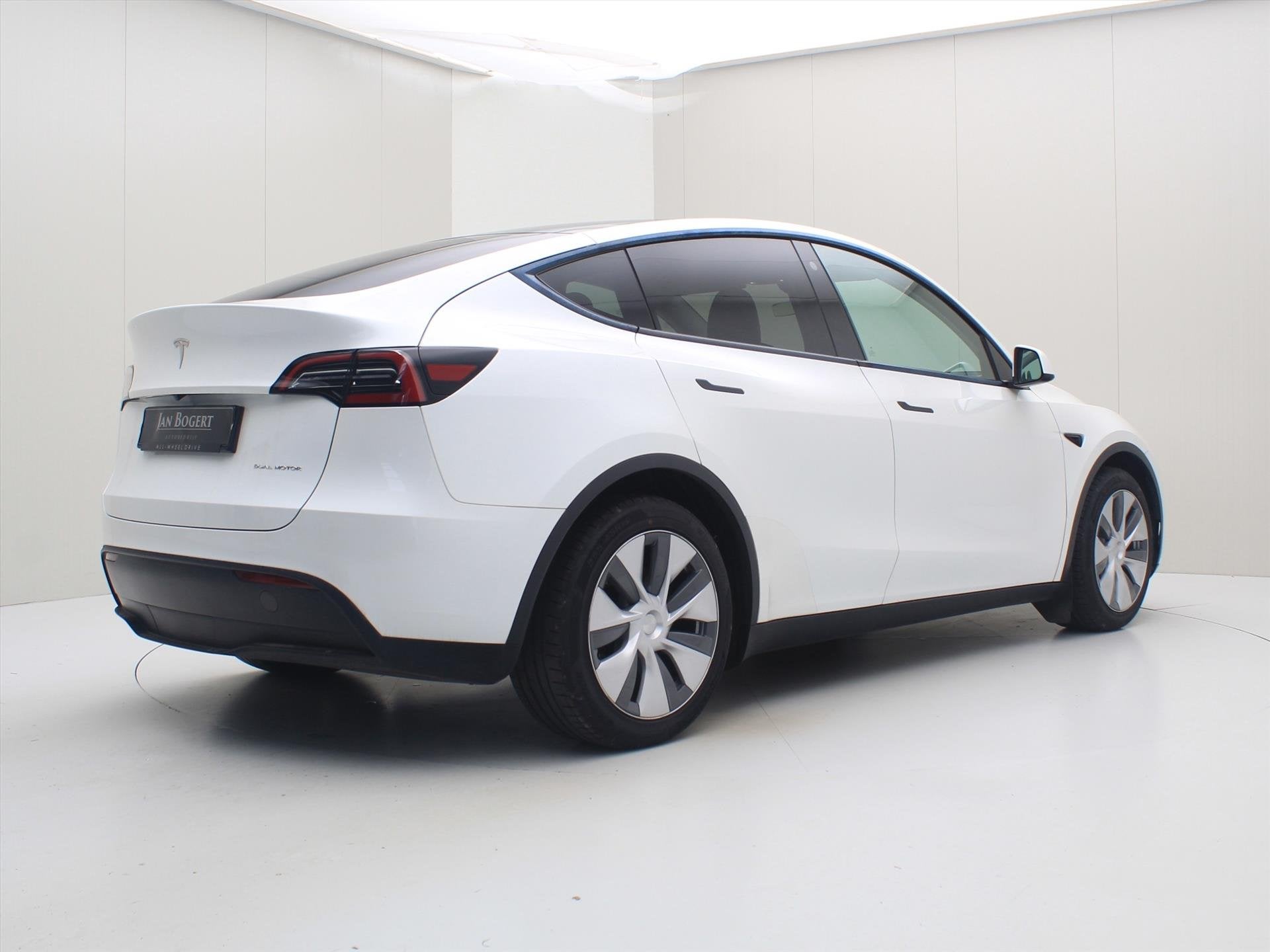 Tesla Model Y Long Range AWD 75kWh 351pk 94.5% SoH [ TREKHAA, Auto's, Automaat, Gebruikt, Zwart, Adaptive Cruise Control
