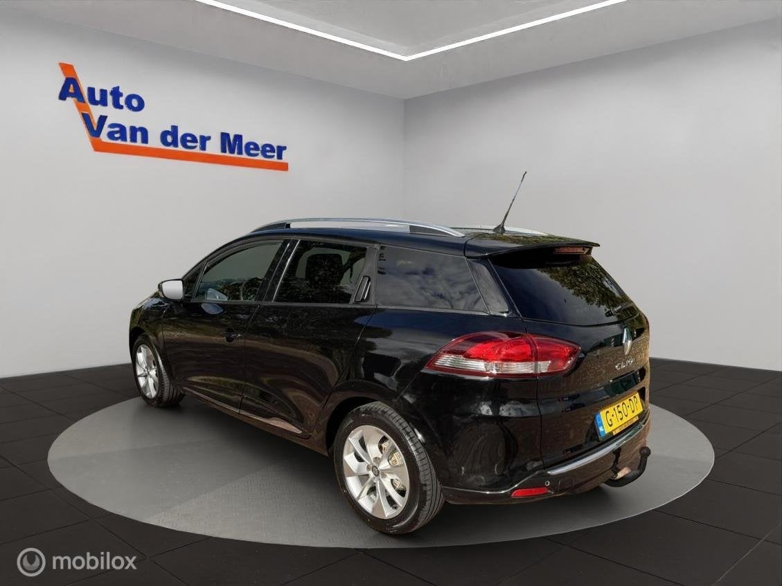 Renault Clio Estate 1.2 TCe Intens / Limited, 4 cilinders, Zwart, 615 kg, 19 km/l