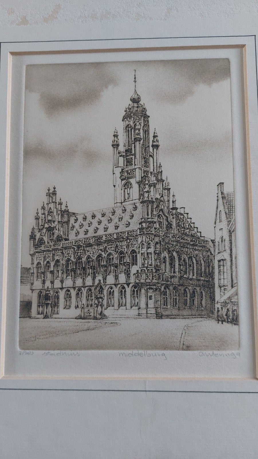 Ets Stadhuis Middelburg - A. Wieringa (3/250), Antiek en Kunst, Stadsgezicht, Ophalen of Verzenden, Genummerd, 1950 - 1999