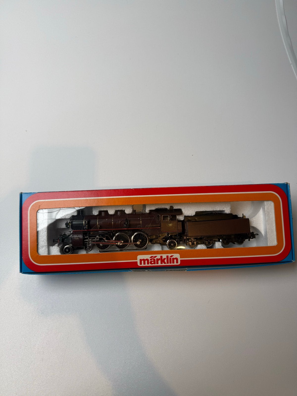 Märklin HO Locomotief 3111 - Zo goed als nieuw, Hobby en Vrije tijd, Modeltreinen | H0, Ophalen, Wisselstroom, Locomotief, Zo goed als nieuw