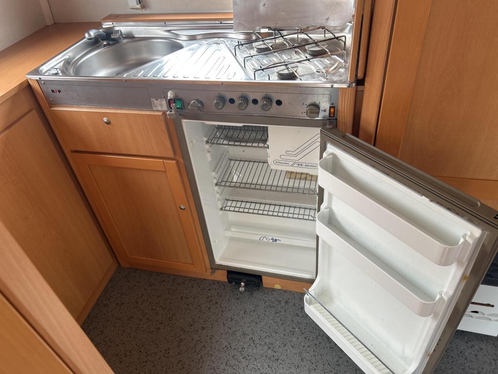 Kip Star Line 41 EKL RONDZIT LUIFEL FIETSREK, Caravans en Kamperen, Schokbreker, Rondzit, Kip, A.G. Bellstraat 4 7903 AD Hoogeveen