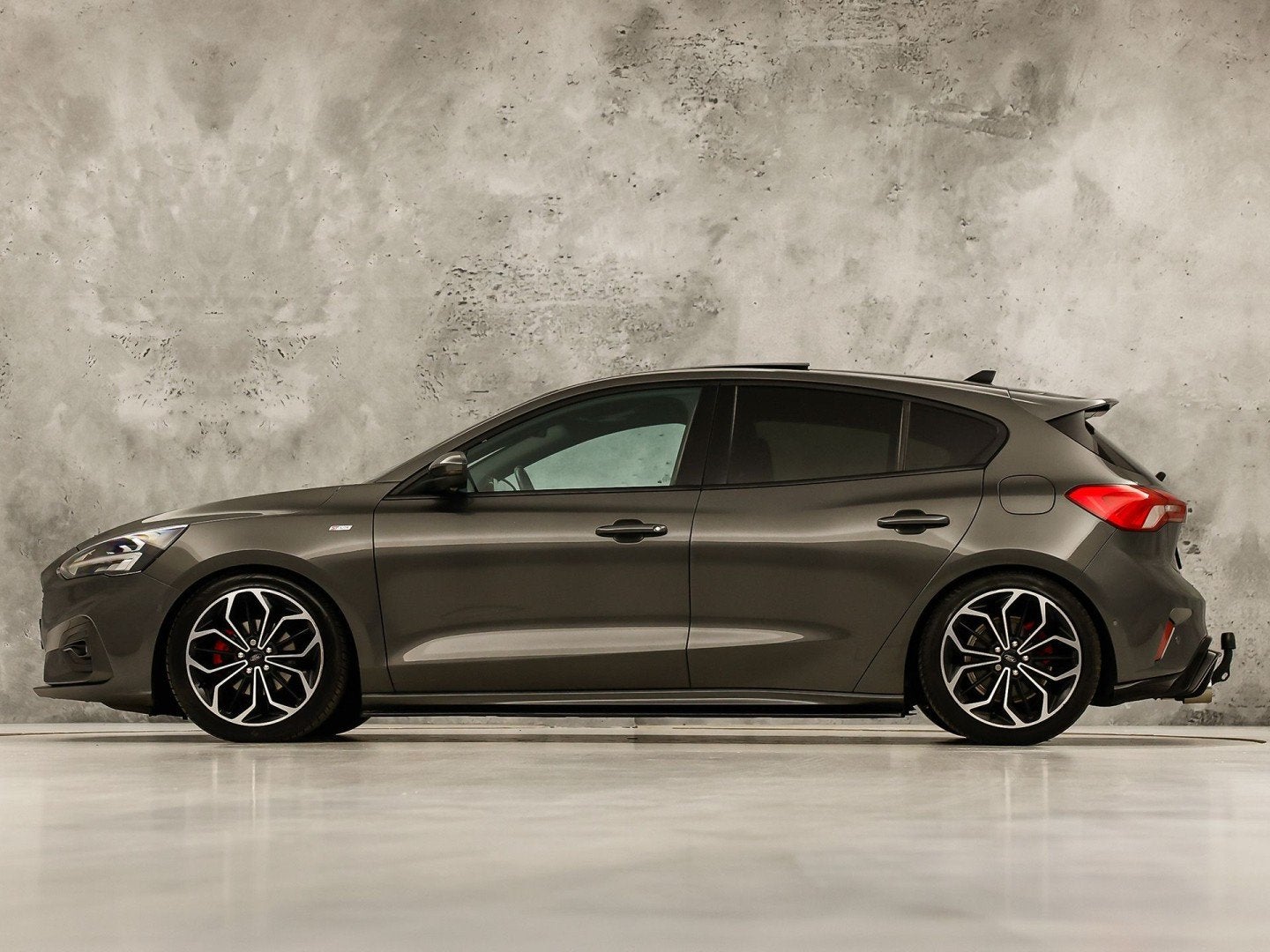 Ford Focus 1.0 EcoBoost ST Line 125Pk (PANORAMADAK, APPLE CA, 12 maanden, Gebruikt, Origineel Nederlands, Bedrijf
