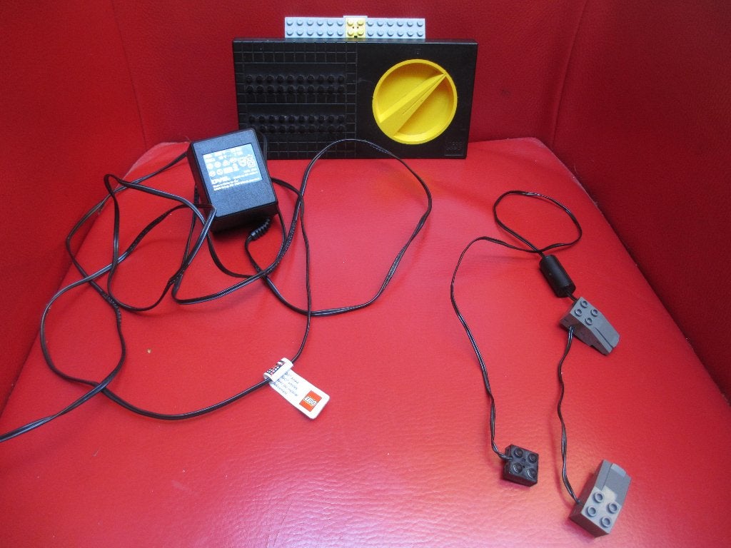 lego 9v treinkabel adtapor en snelheidsregelaar IZGST, Gebruikt, Overige thema's, Lego, Ophalen of Verzenden