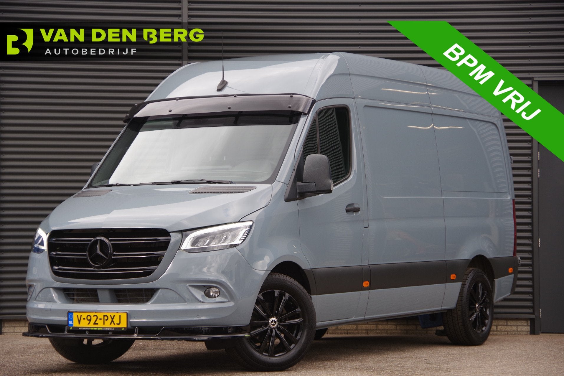 Mercedes-Benz Sprinter 317 1.9 CDI L2H2 AUT. STOELVERWARMING, Automaat, Dealer onderhouden, Gebruikt, 4 cilinders