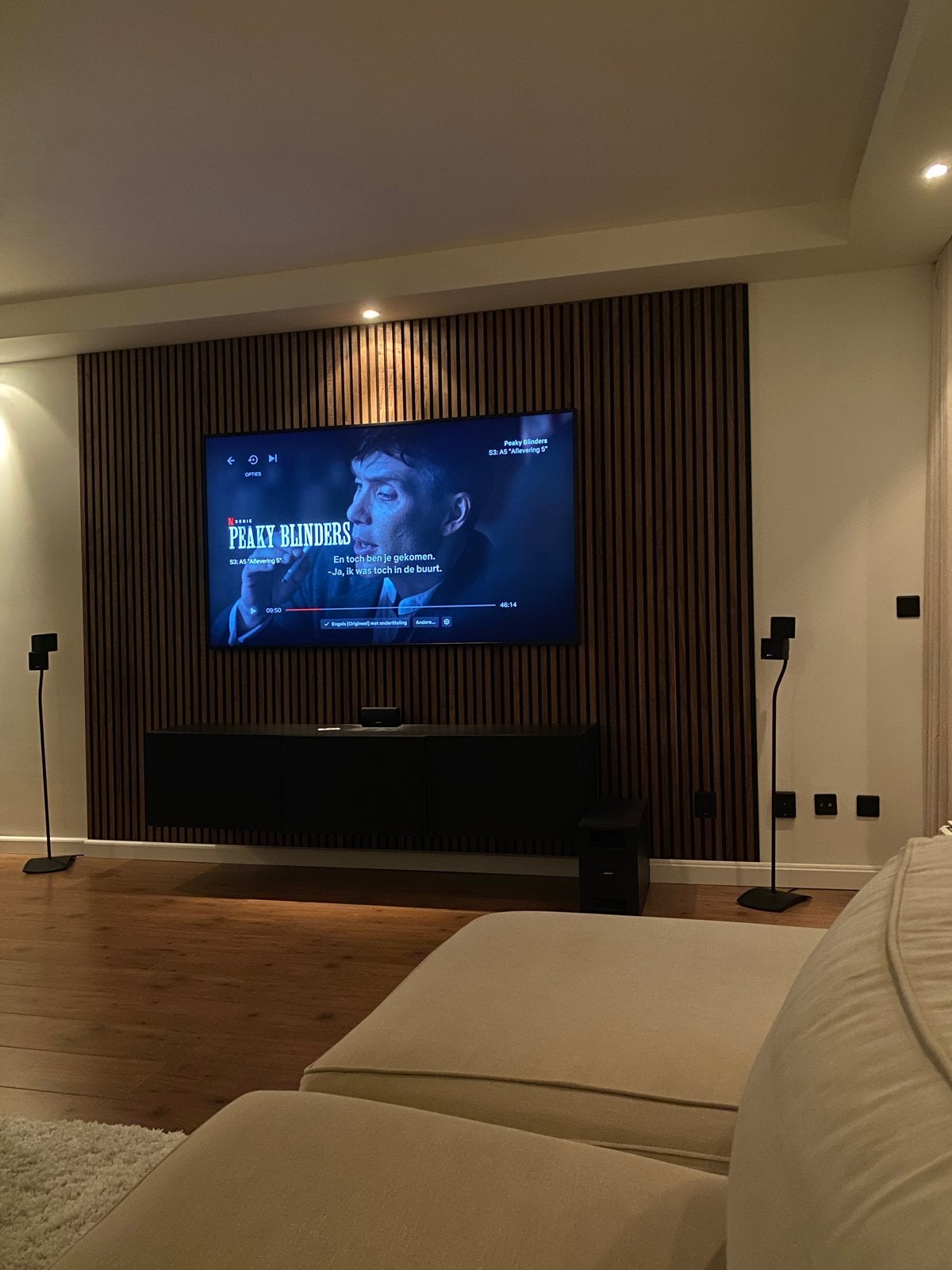Samsung 75 The Frame QLED 4K SmartTV +Walnoot Frame & Beugel, Ophalen, QLED, Zo goed als nieuw, Samsung