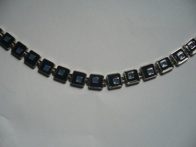MOOIE VINTAGE ARMBAND MET EMAILLE INGELEGD, Sieraden, Tassen en Uiterlijk, Verzenden, Overige materialen, Armband