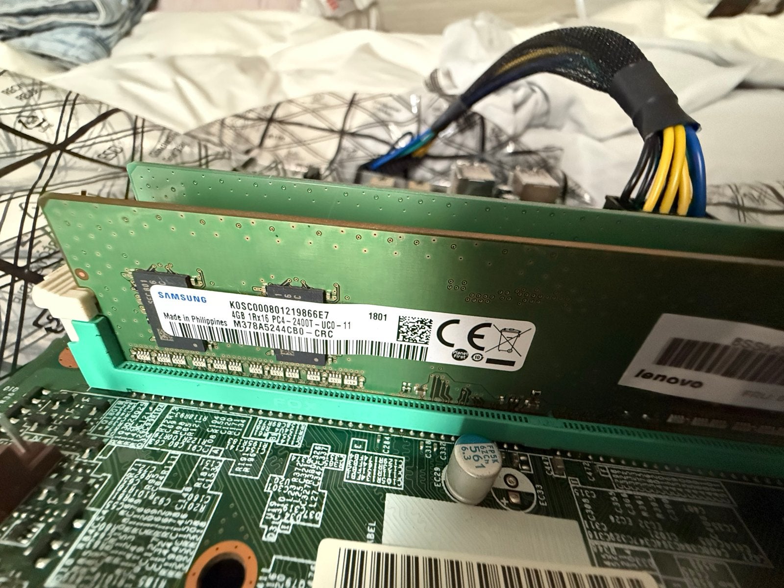 Lenovo Moederbord met i3-7100 CPU en 8GB DDR4 RAM, Computers en Software, Moederborden, Ophalen of Verzenden, Gebruikt, Intel