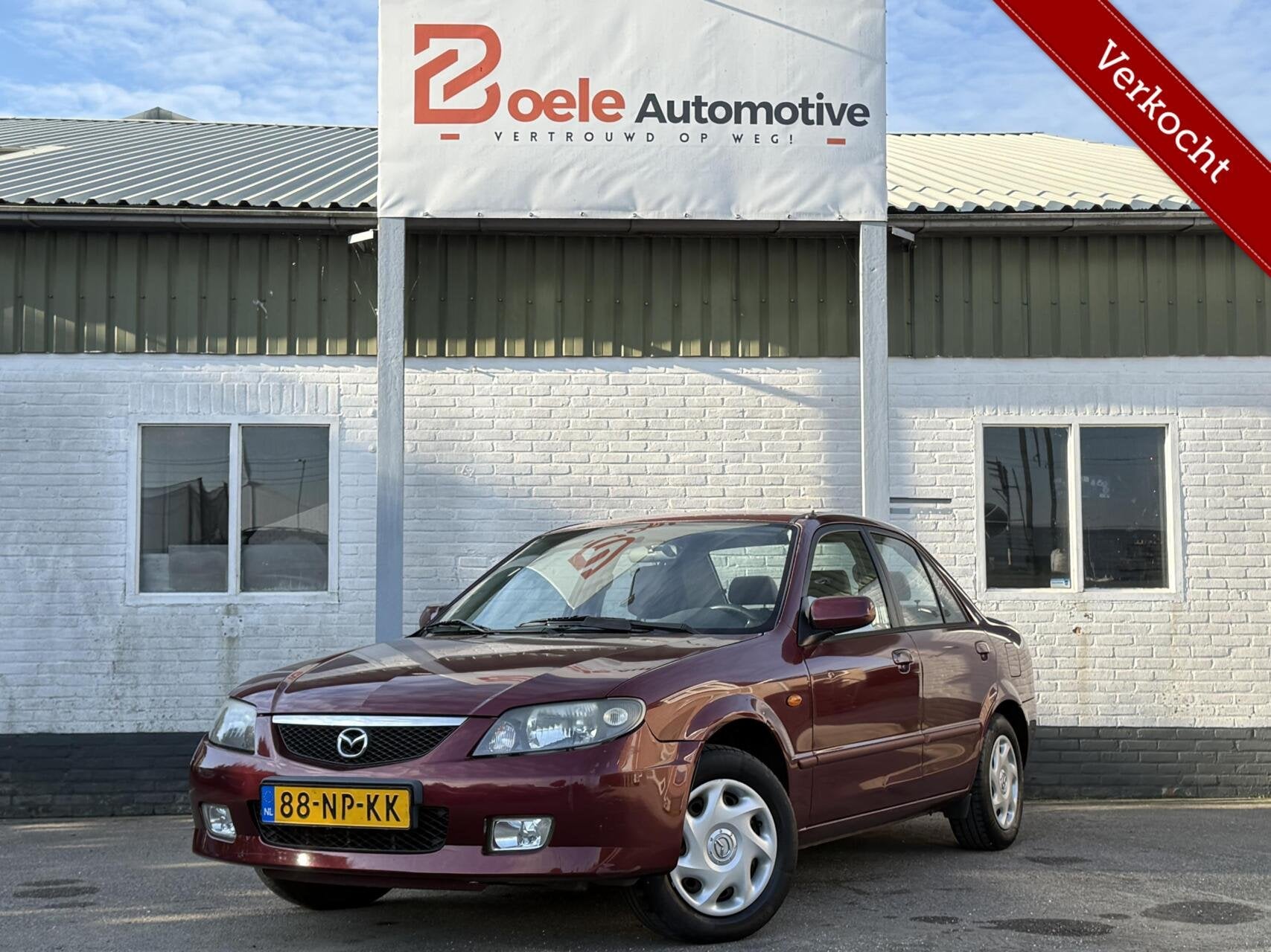 Mazda 323 1.6i Exclusive / Airco / Nwe APK! / Weinig KM!, Auto's, Voorwielaandrijving, Gebruikt, 4 cilinders, 400 kg