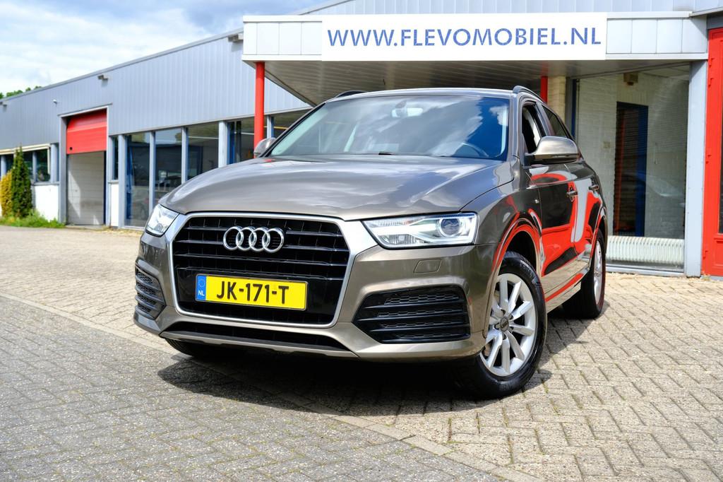 Audi Q3 1.4 TFSI CoD Adrenalin Leder|Xenon|Navi|Clima|LMV, Auto's, 730 kg, Euro 6, 4 cilinders, Handgeschakeld