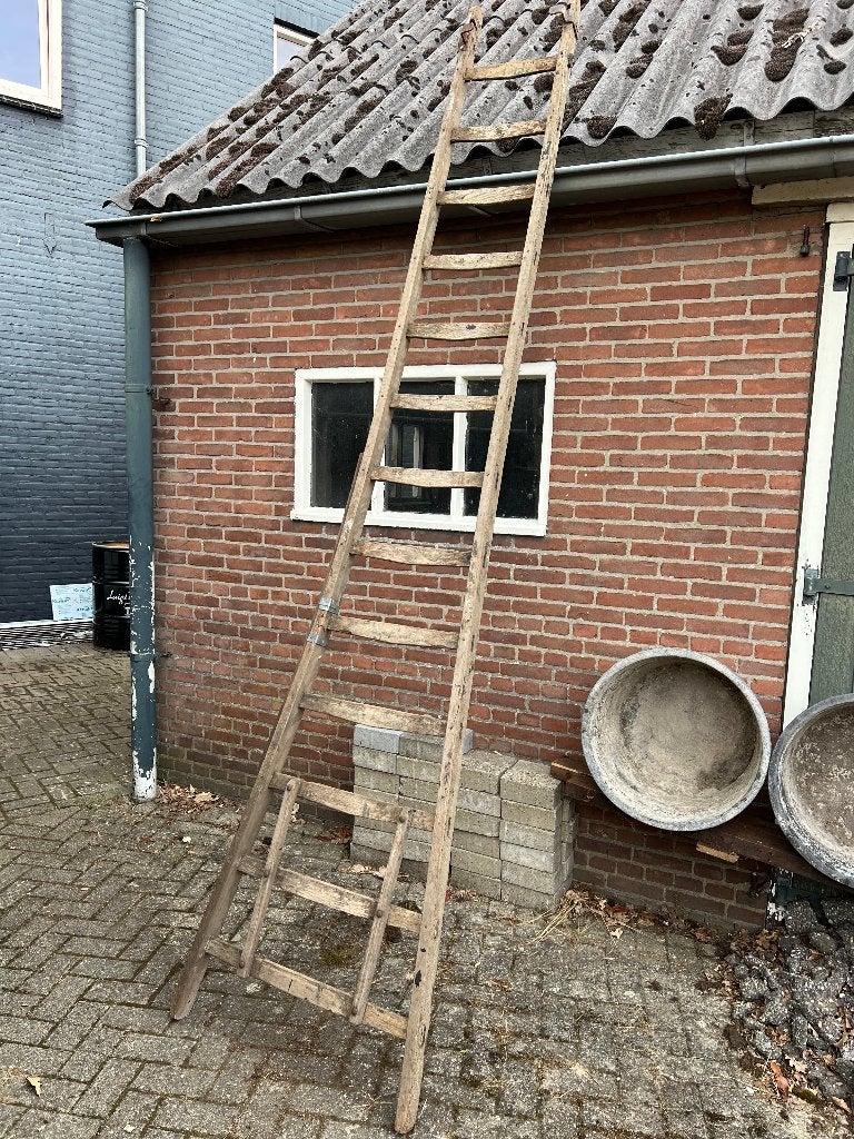 Houten ladder - ouderwetse ladder, Doe-het-zelf en Verbouw, Ladders en Trappen, Ophalen, Gebruikt, Ladder, 2 tot 4 meter