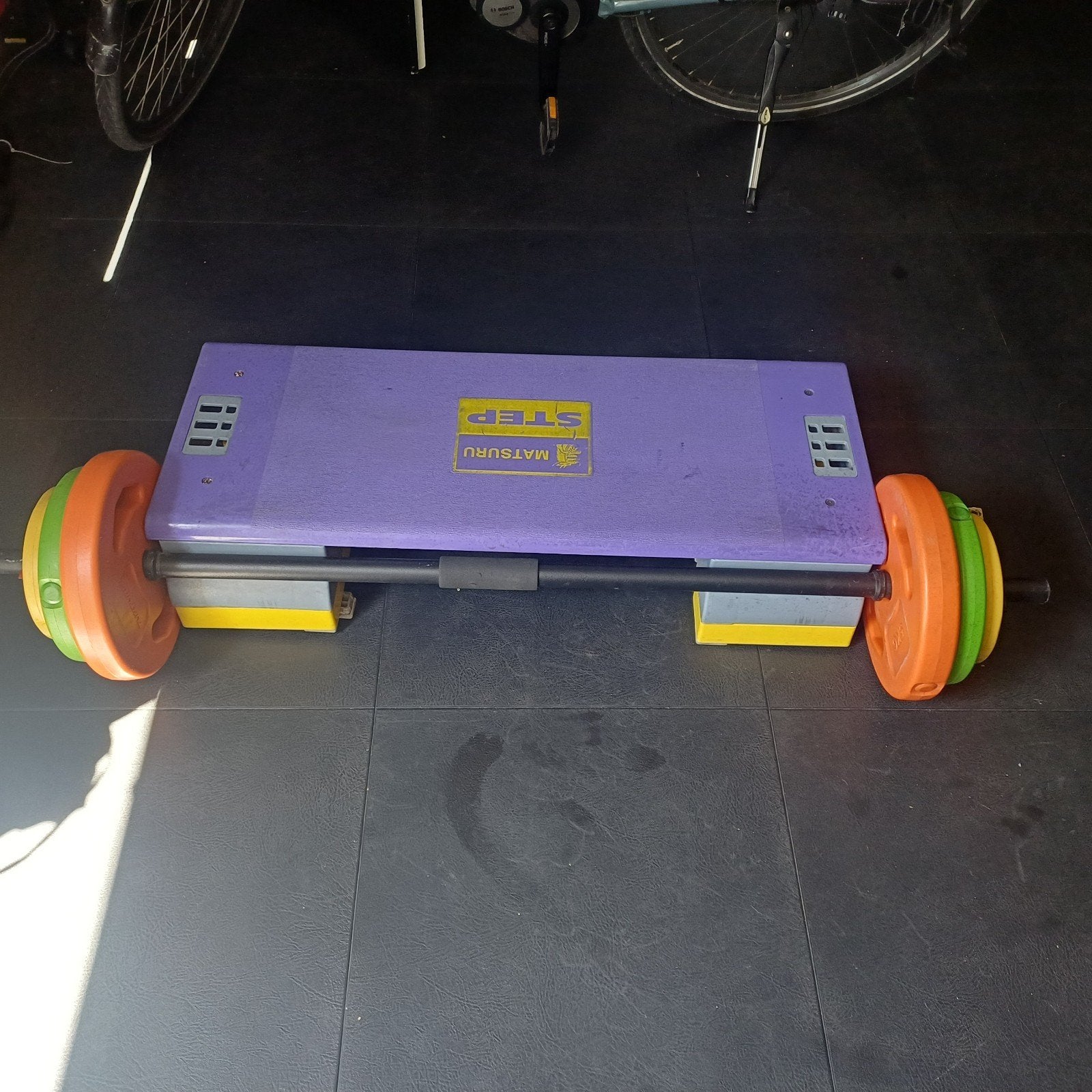 Bodypump set met stepbank - Matsuru, Ophalen, Gebruikt, Benen, Halterset