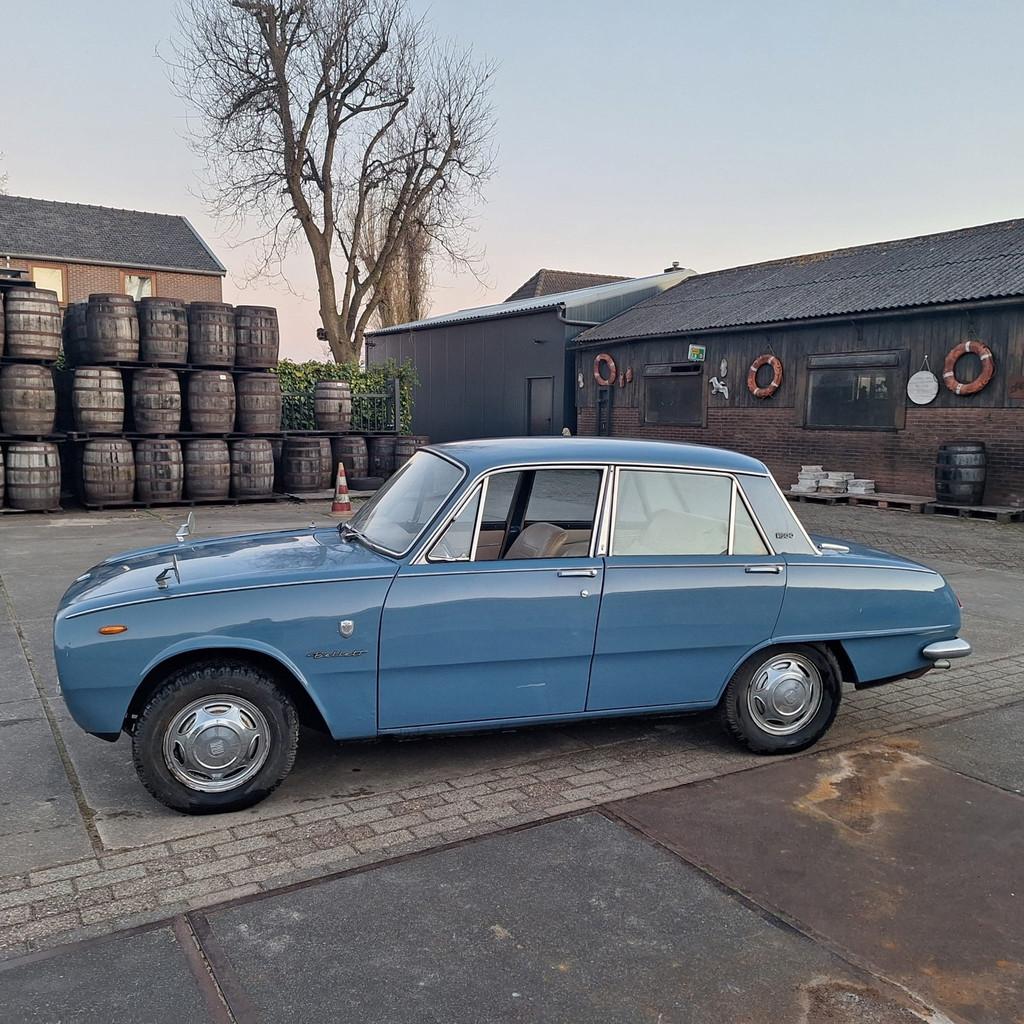 Isuzu BELLETT 1500 1968,86.412km,Zeldzaam, Achterwielaandrijving, Gebruikt, Origineel Nederlands, Bedrijf