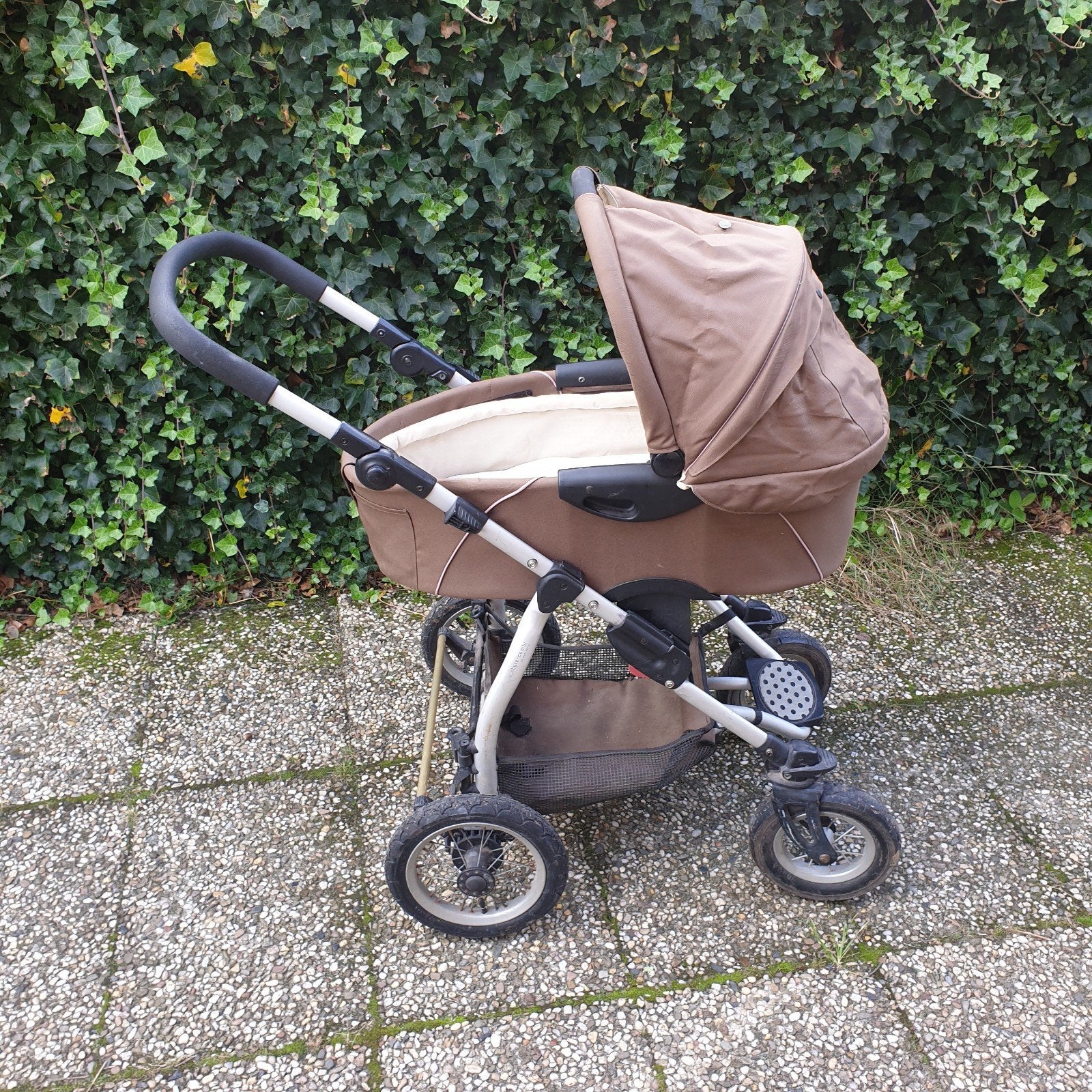 Mutsy Combiwagen met Reiswieg en Accessoires, Ophalen, Gebruikt, Luchtbanden, Combiwagen
