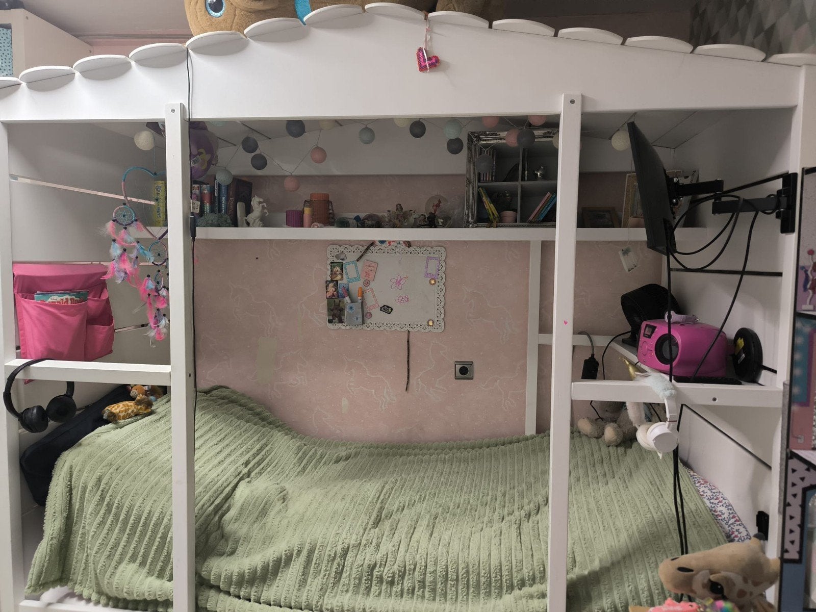 Leuk bed met huisjesdesign, Ophalen, Gebruikt, 100 cm of meer, Lattenbodem