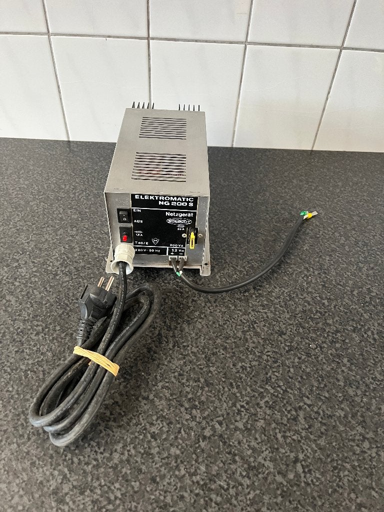 Elektromatic NG200S Schaudt voeding trafo 12v , 200va 16.6A, Ophalen of Verzenden, Gebruikt