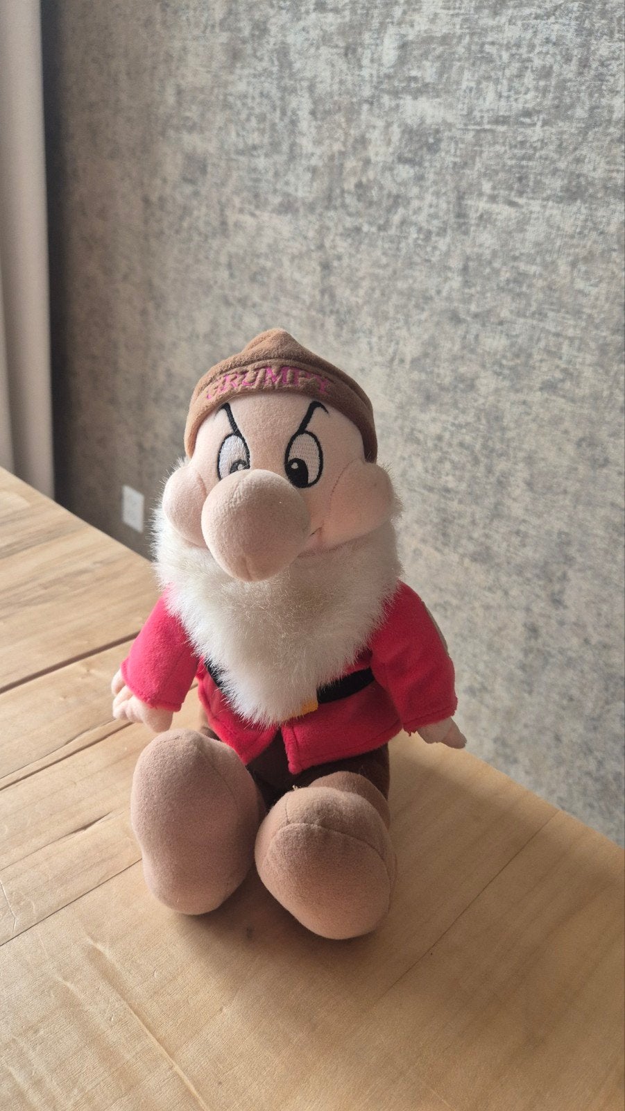 Knuffel Gnorrie uit Sneeuwwitje en de Zeven Dwergen, Disney, Overige typen, Ophalen of Verzenden, Middelgroot (20 tot 80 cm)