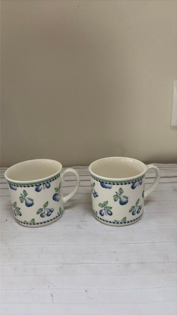 2 Villeroy & Boch bekers Provence, Ophalen of Verzenden, Zo goed als nieuw, Overige stijlen, Kop(pen) en/of Schotel(s)