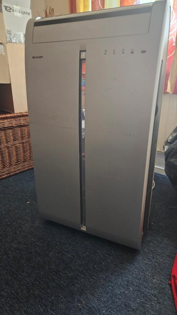 Sharp Mobiele Airco CV-P09FR, Ophalen, Gebruikt, Minder dan 60 m³, Koelen en Ontvochtigen