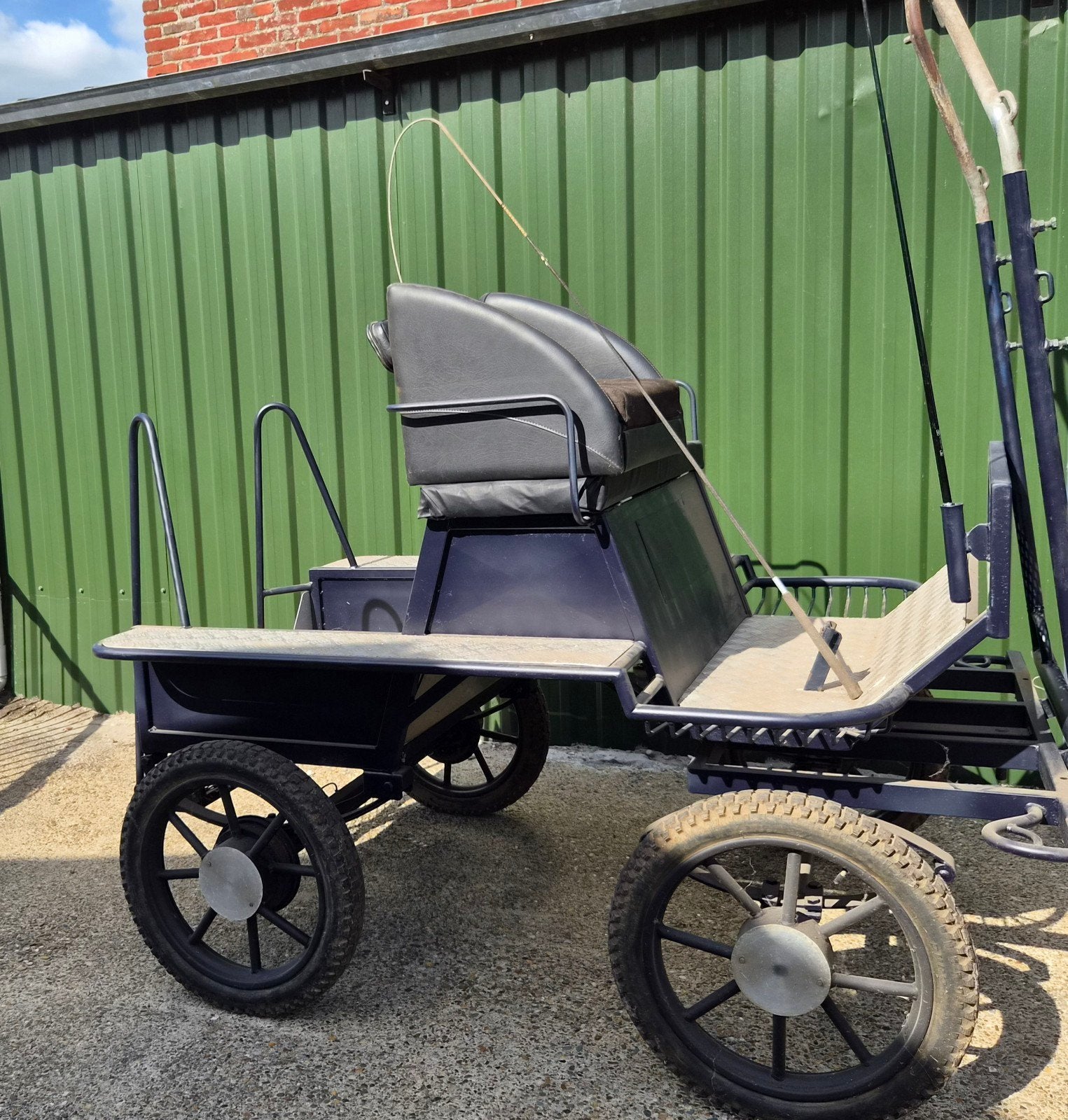 menwagen.  blauw., Zo goed als nieuw, Marathonwagen, Pony