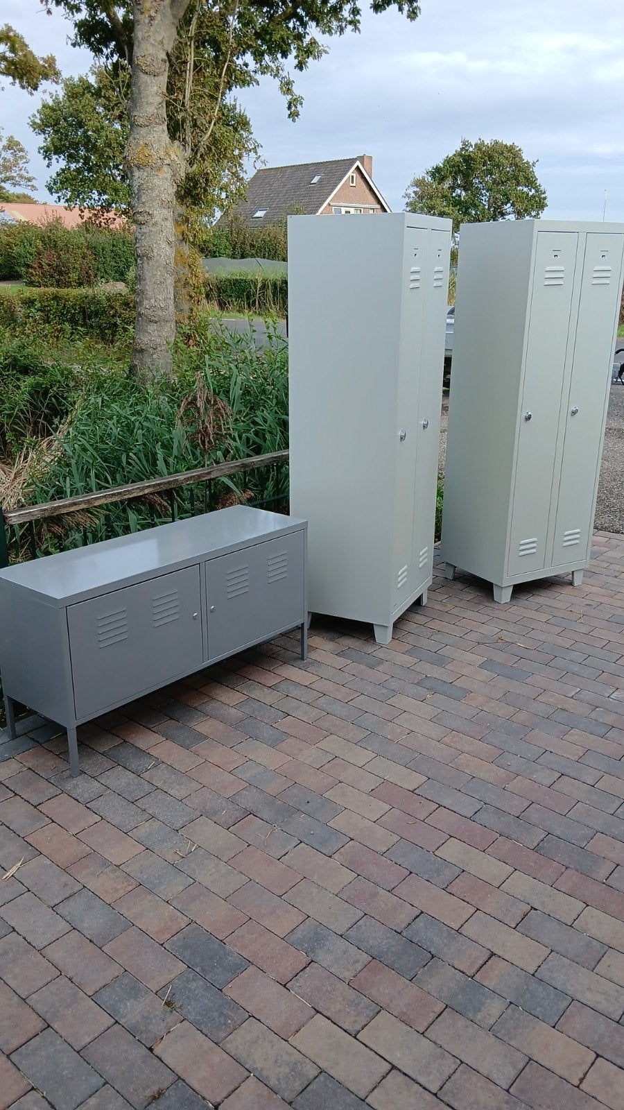 Set van 2 lockers en 1 opbergkast - Grijs metaal, Ophalen of Verzenden, Zo goed als nieuw, Industrieel