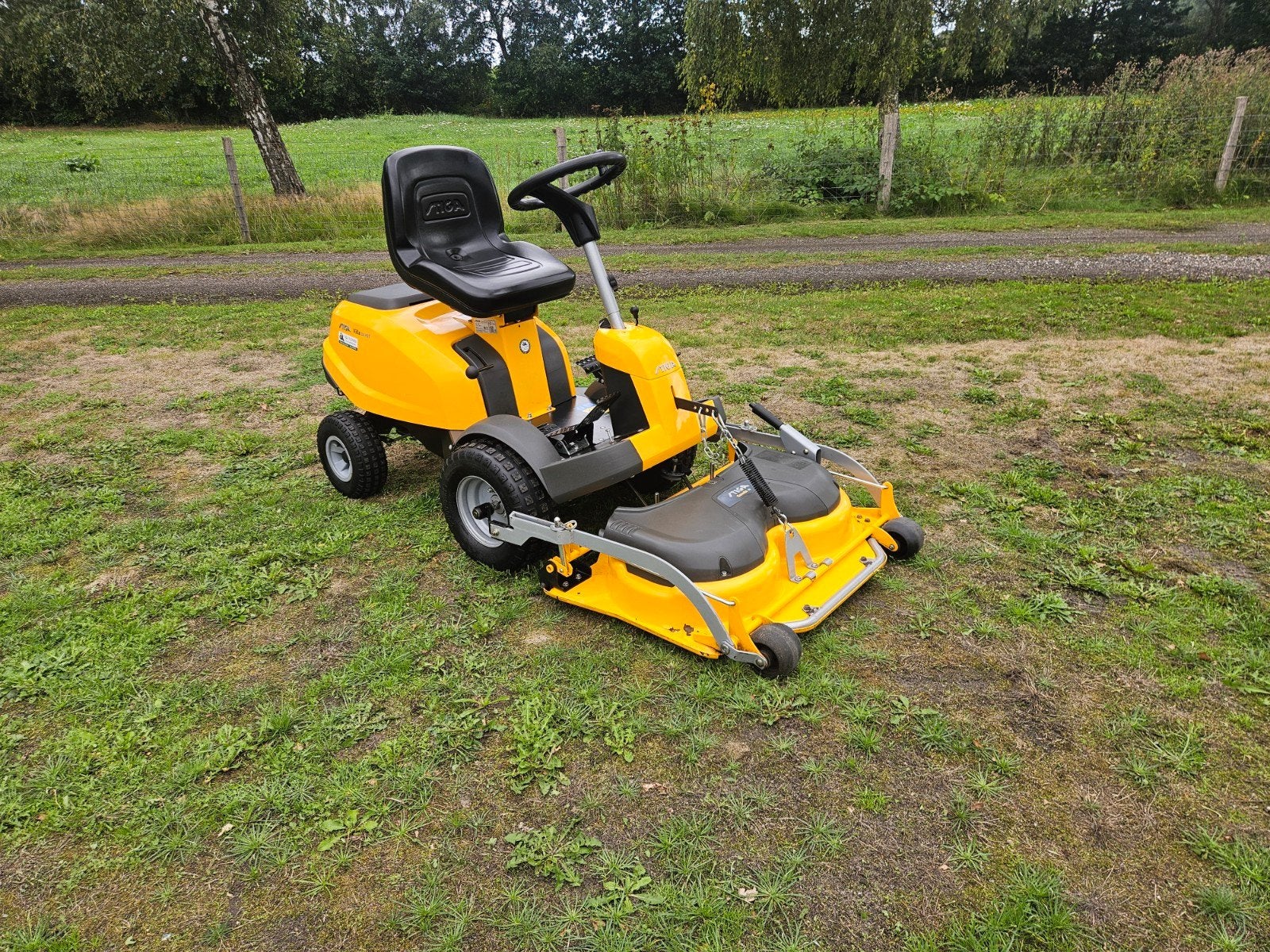Stiga Villa 14 HST frontmaaier – 85 cm maaidek –, Ophalen, Gebruikt, Stiga, Mulchfunctie