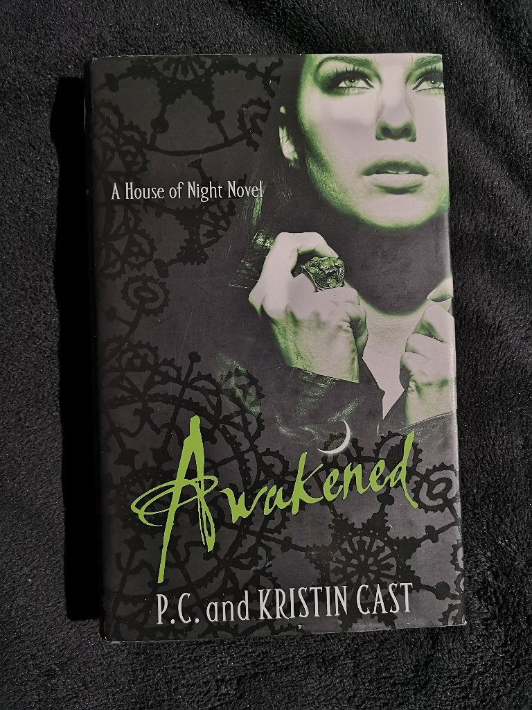 P.C. Cast, Kristin Cast, Awakened, Boeken, Ophalen of Verzenden, Gelezen