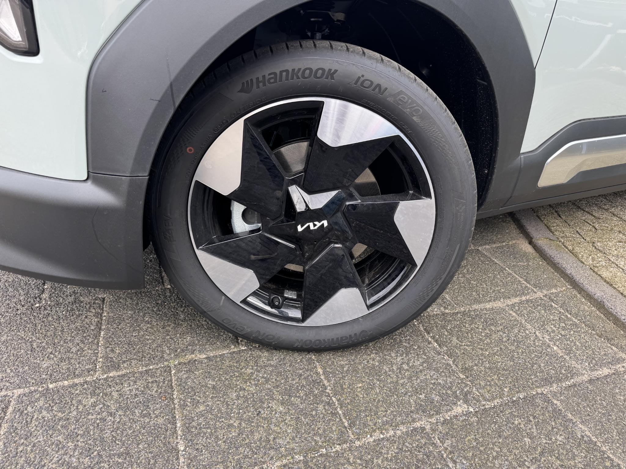 Kia EV2 Plus 42.2 kWh , Snel Leverbaar! Inclusief 3000 Euro, Auto's, Stof, Overige modellen, 1545 kg, Nieuw