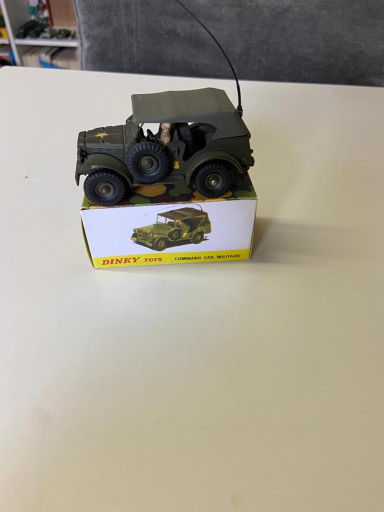 Dinky militair dodge command car 810, Hobby en Vrije tijd, Ophalen of Verzenden, Zo goed als nieuw, Auto, Dinky Toys