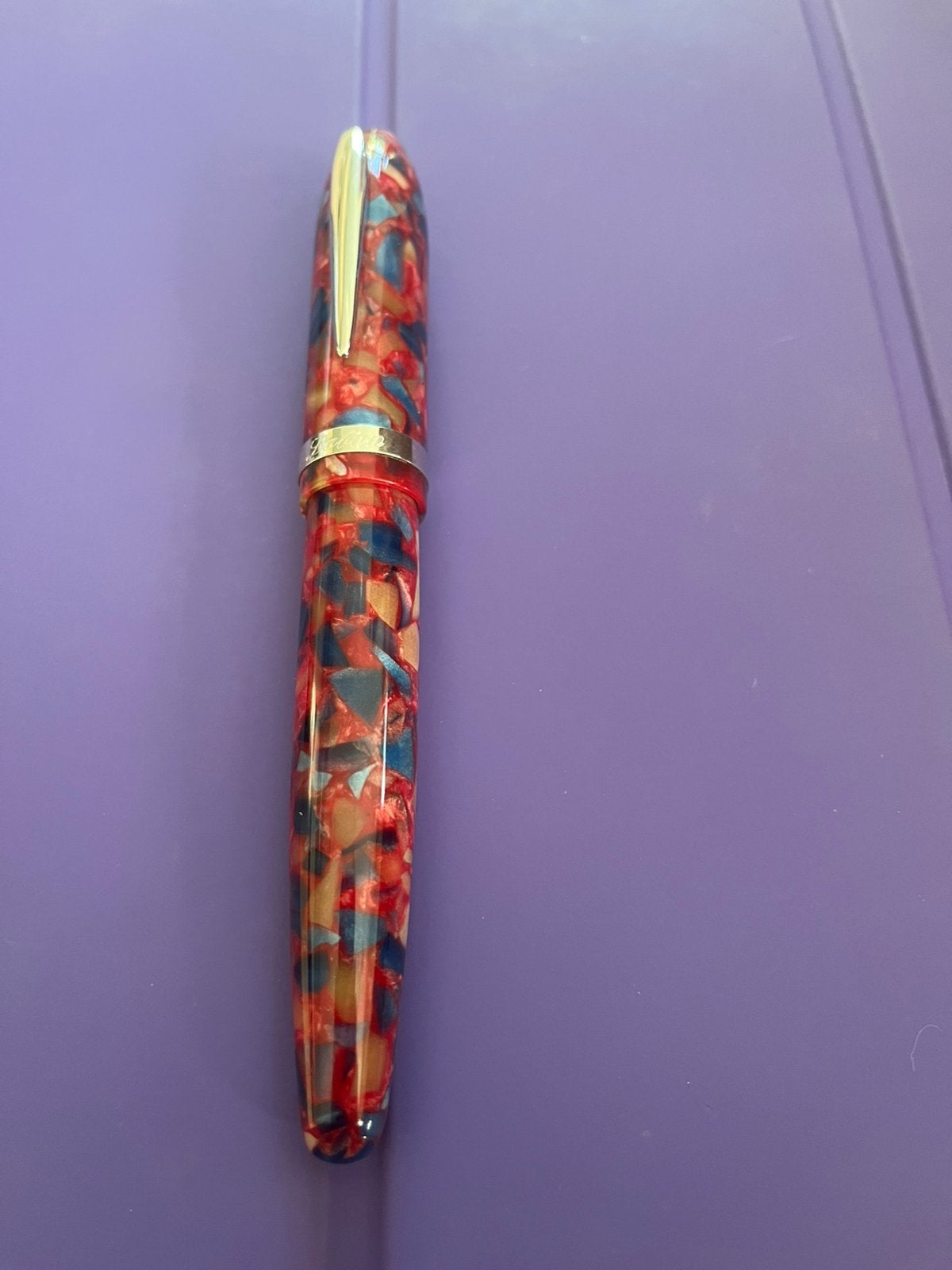Laban Mento Celebration Red vulpen – originele M-penpunt, Ophalen of Verzenden, Zo goed als nieuw, Vulpen, Overige merken