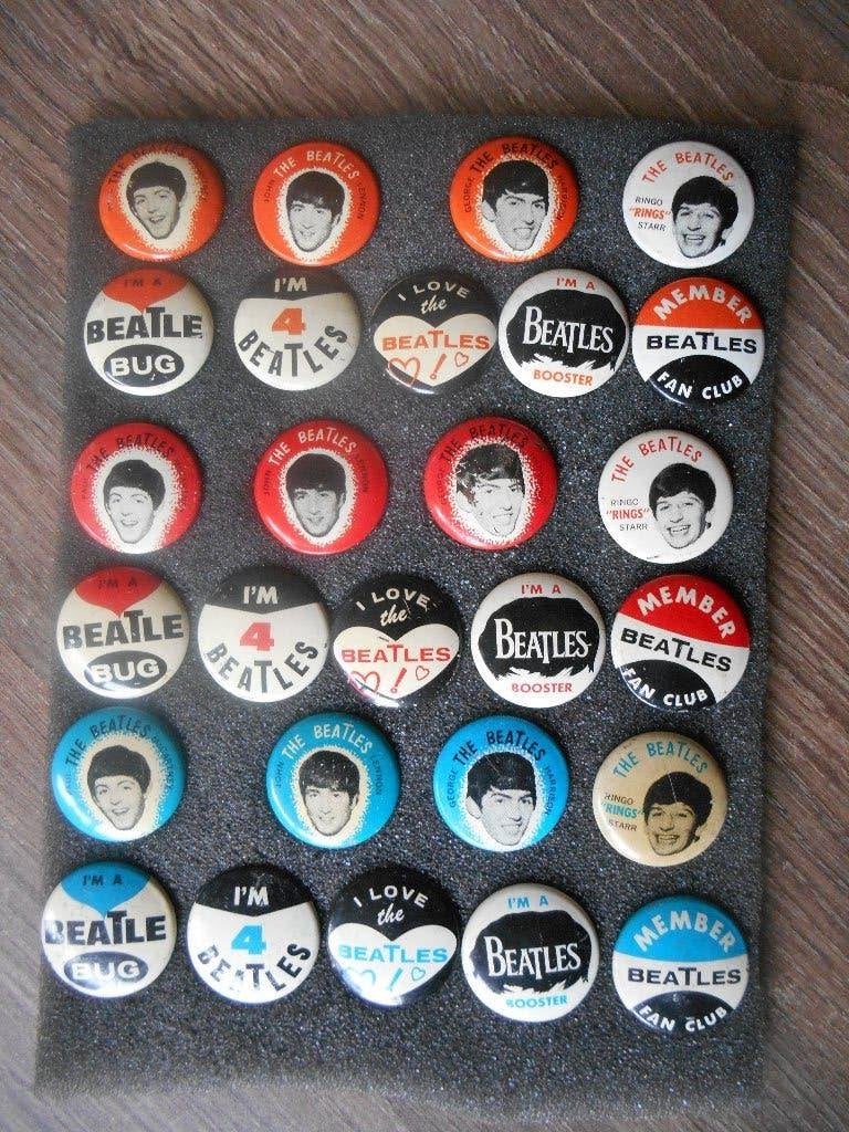 3 complete sets Beatles buttons 1964 Green Duck Co SELTEAB, Ophalen of Verzenden, Gebruikt, Overige typen
