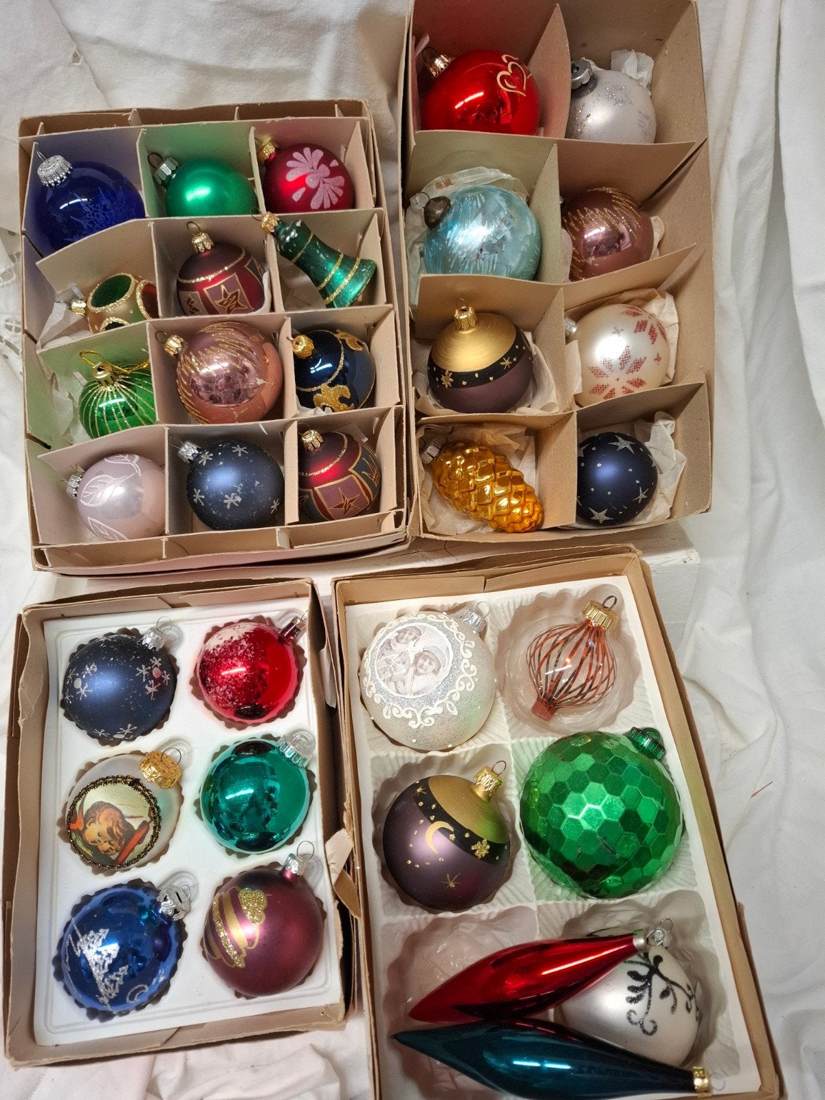 33 vintage bonte kerstballen, Ophalen of Verzenden