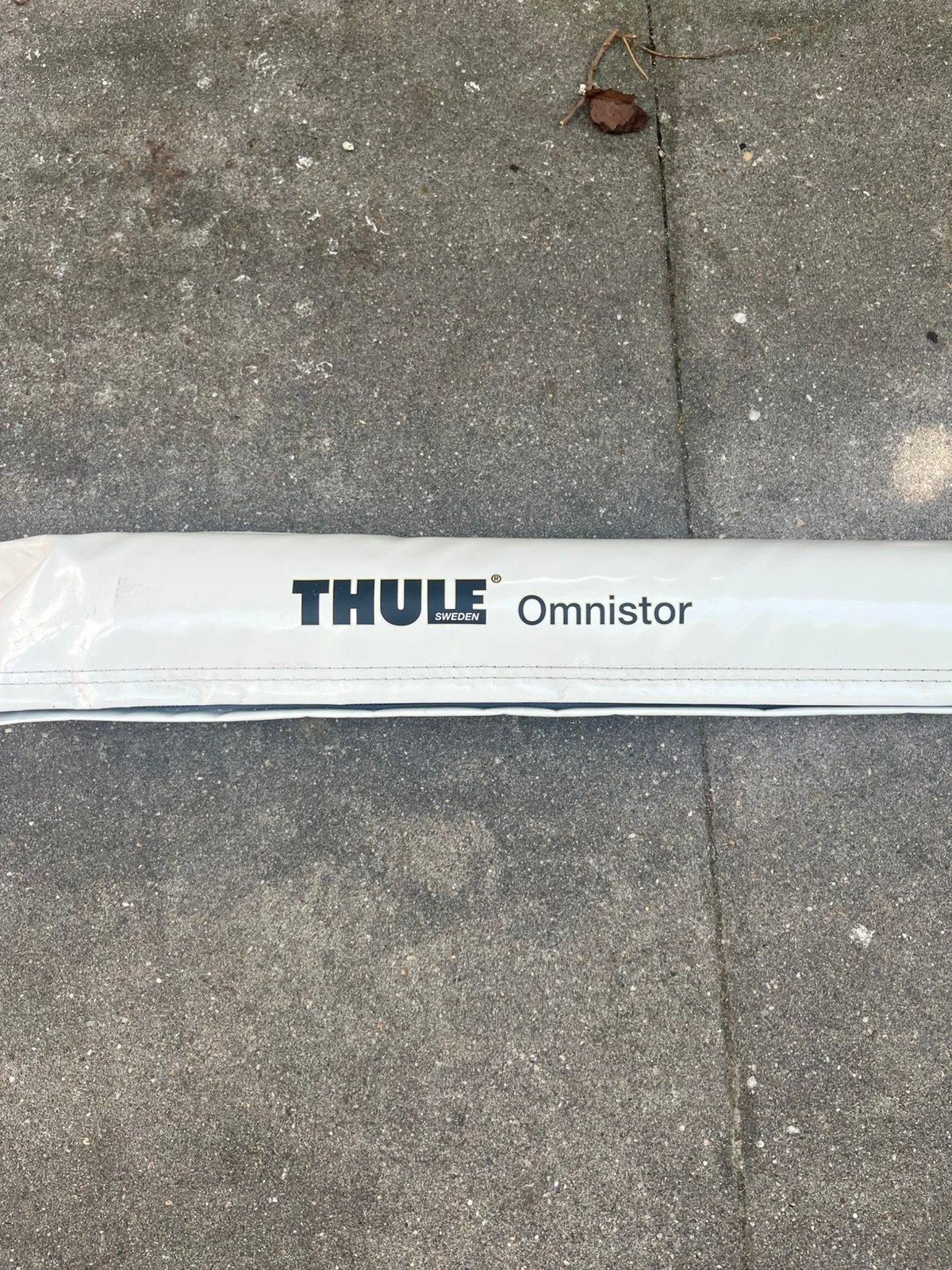 Thule Omnistor 2.30 m zakluifel, Ophalen, Zo goed als nieuw