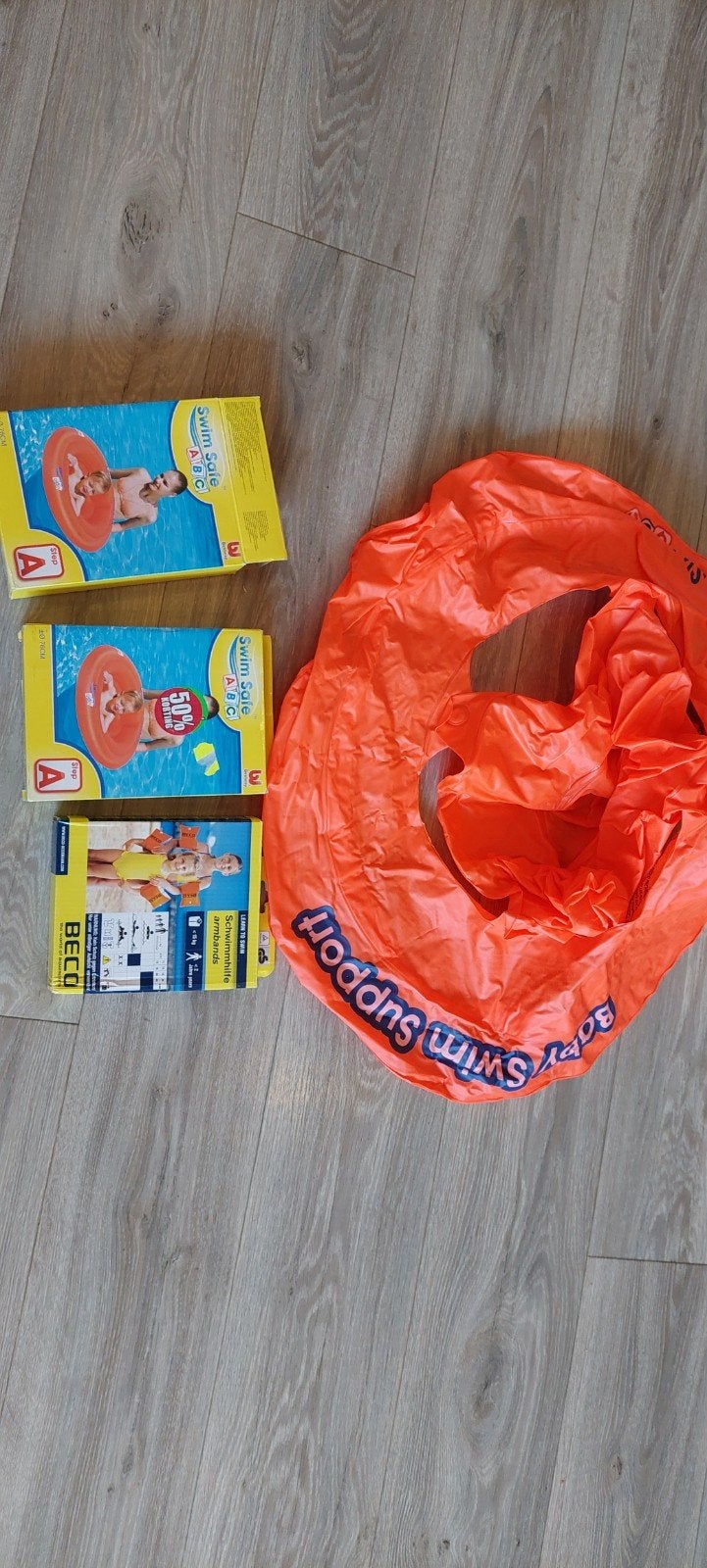 Gratis af te halen: zwembandjes en baby zwemband, Ophalen, Zo goed als nieuw, Overige typen