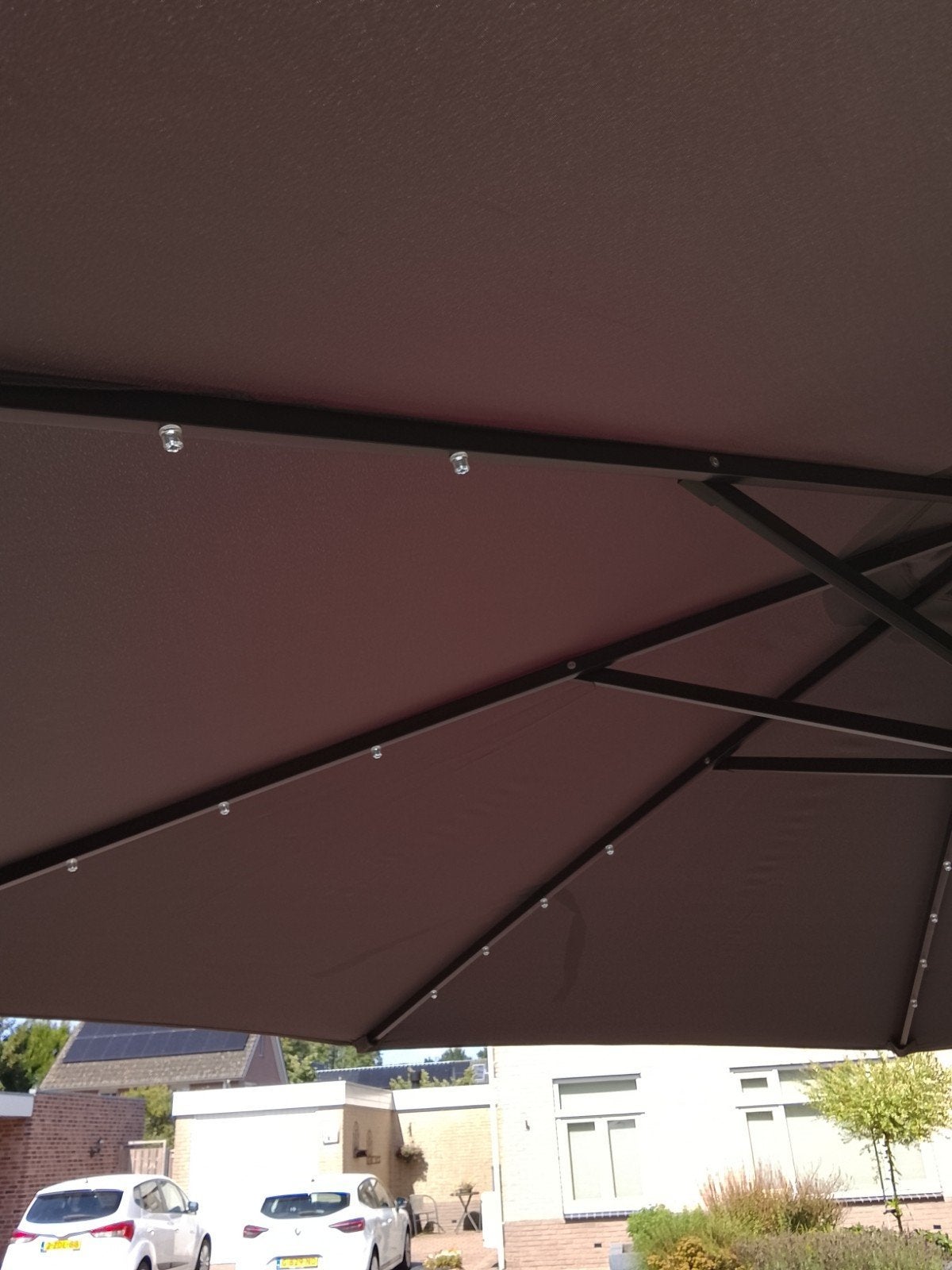 Tillvex zweefparasol met LED verlichting, z.g.a.n., Tuin en Terras, Verstelbaar, Tillvex, Onbekend, Onbekend