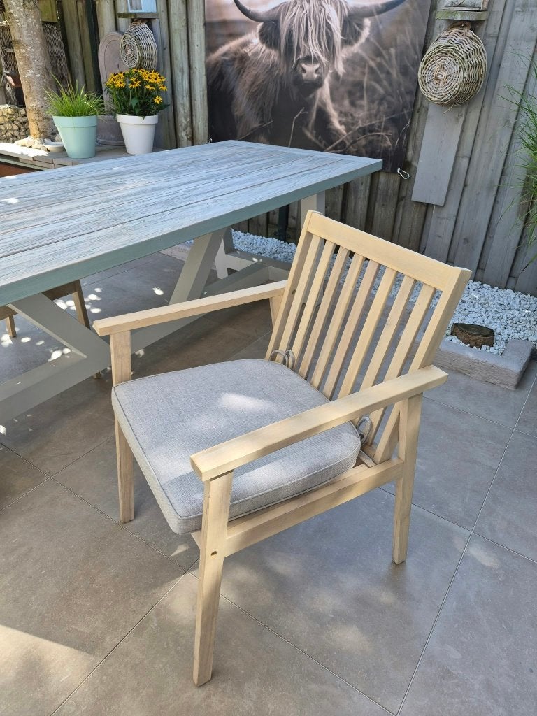 Houten tuinstoel met kussens, Ophalen, Zo goed als nieuw, Hout