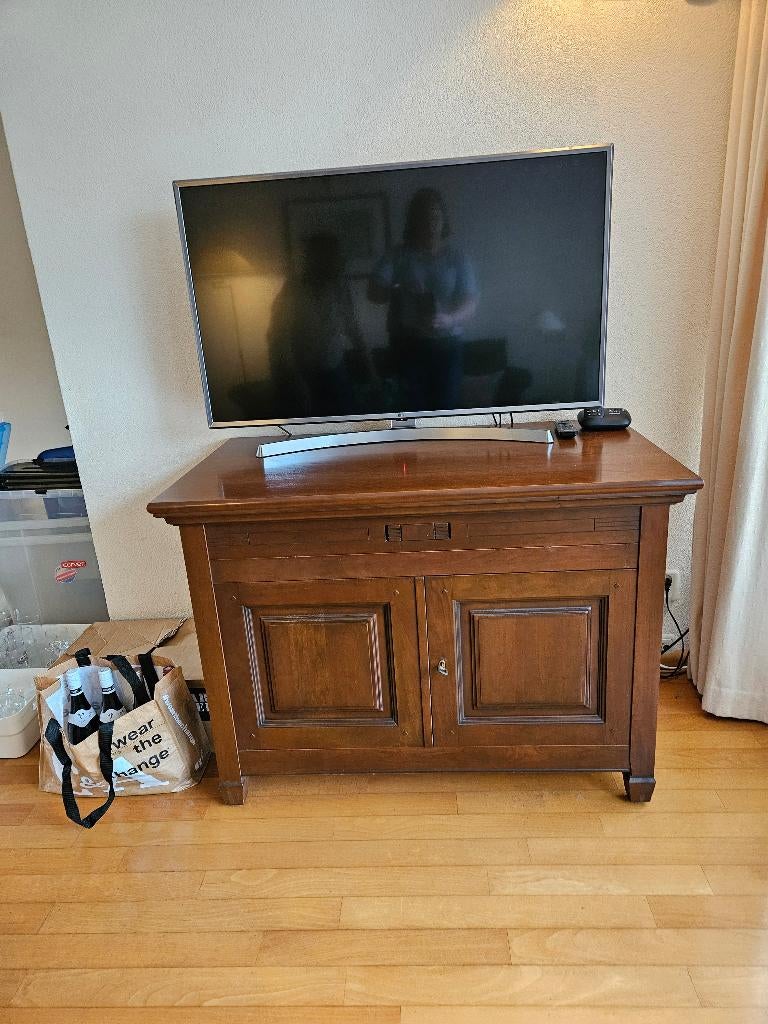 Meubelset woonkamer kersenkleur en slaapkamerset, Ophalen