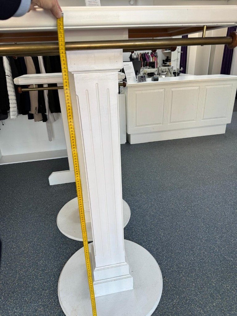 3x Witte winkeltafel / statafel met kledingstang, Huis en Inrichting, Ophalen, Gebruikt