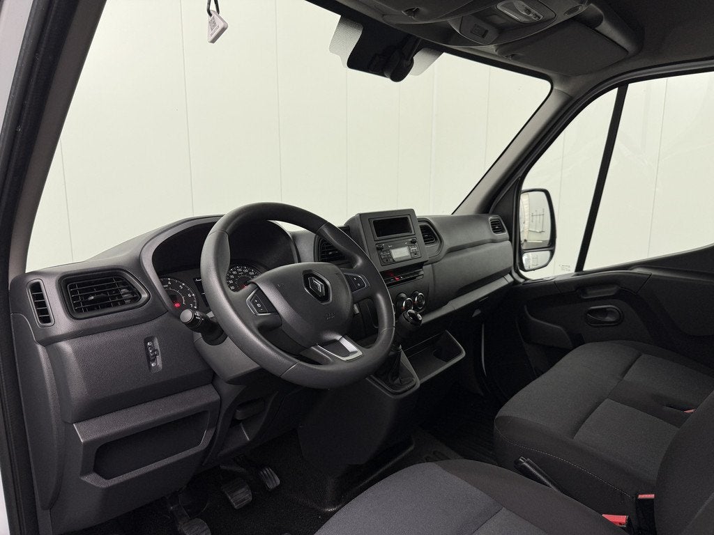 Renault Master 2.3DCI 135PK L2H2 | Airco | Cruise | 3-Zits |, Auto's, Voorwielaandrijving, Gebruikt, Euro 6, 4 cilinders