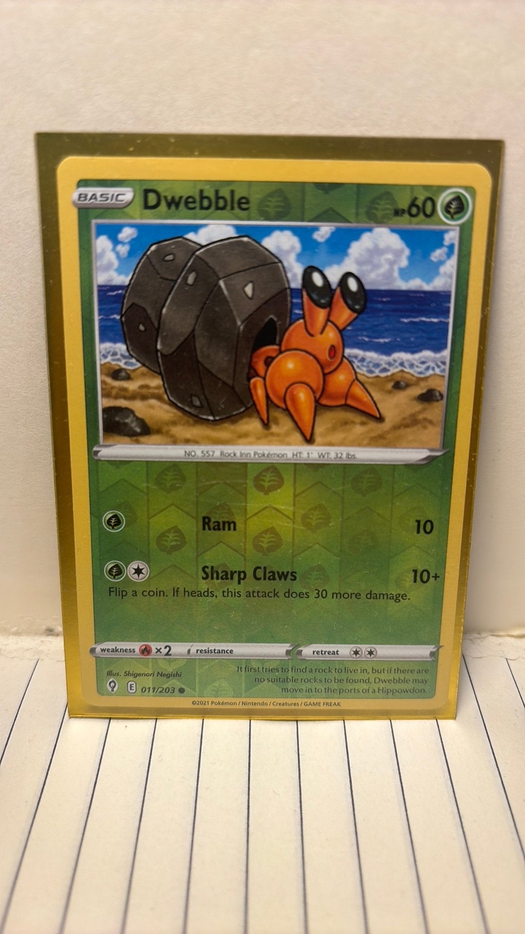 Dwebble 011/203 evolving skies reverse holo pokemon kaart, Verzenden, Nieuw, Boosterbox