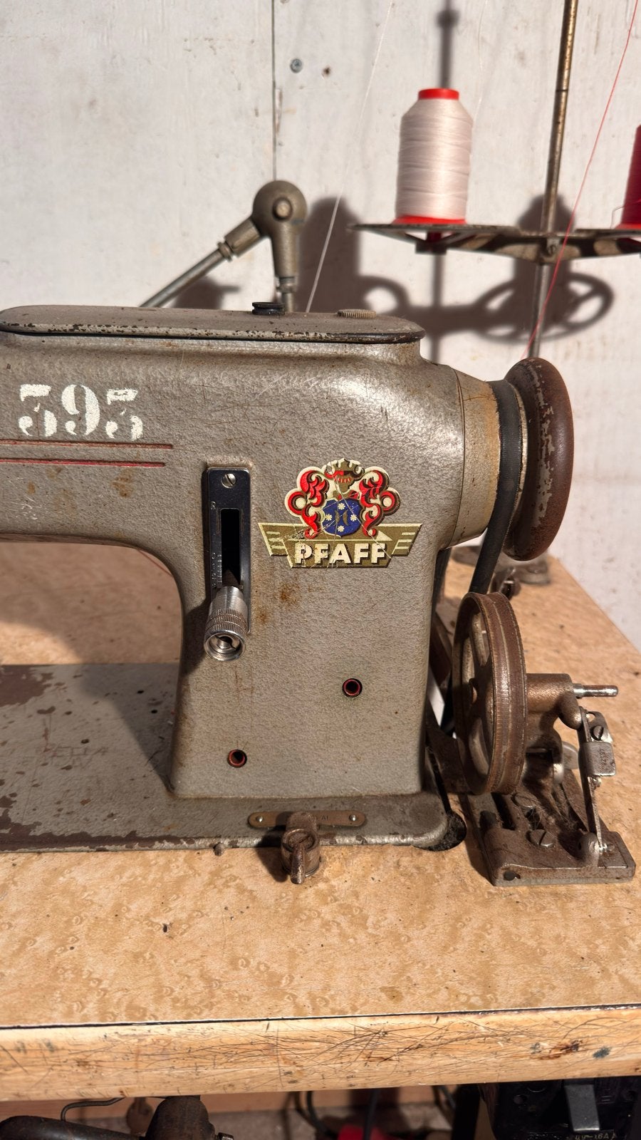 Pfaff 393 Rolvoet Industriële Naaimachine op Krachtstroom, Ophalen, Naaimachine, Industrieel, Gebruikt