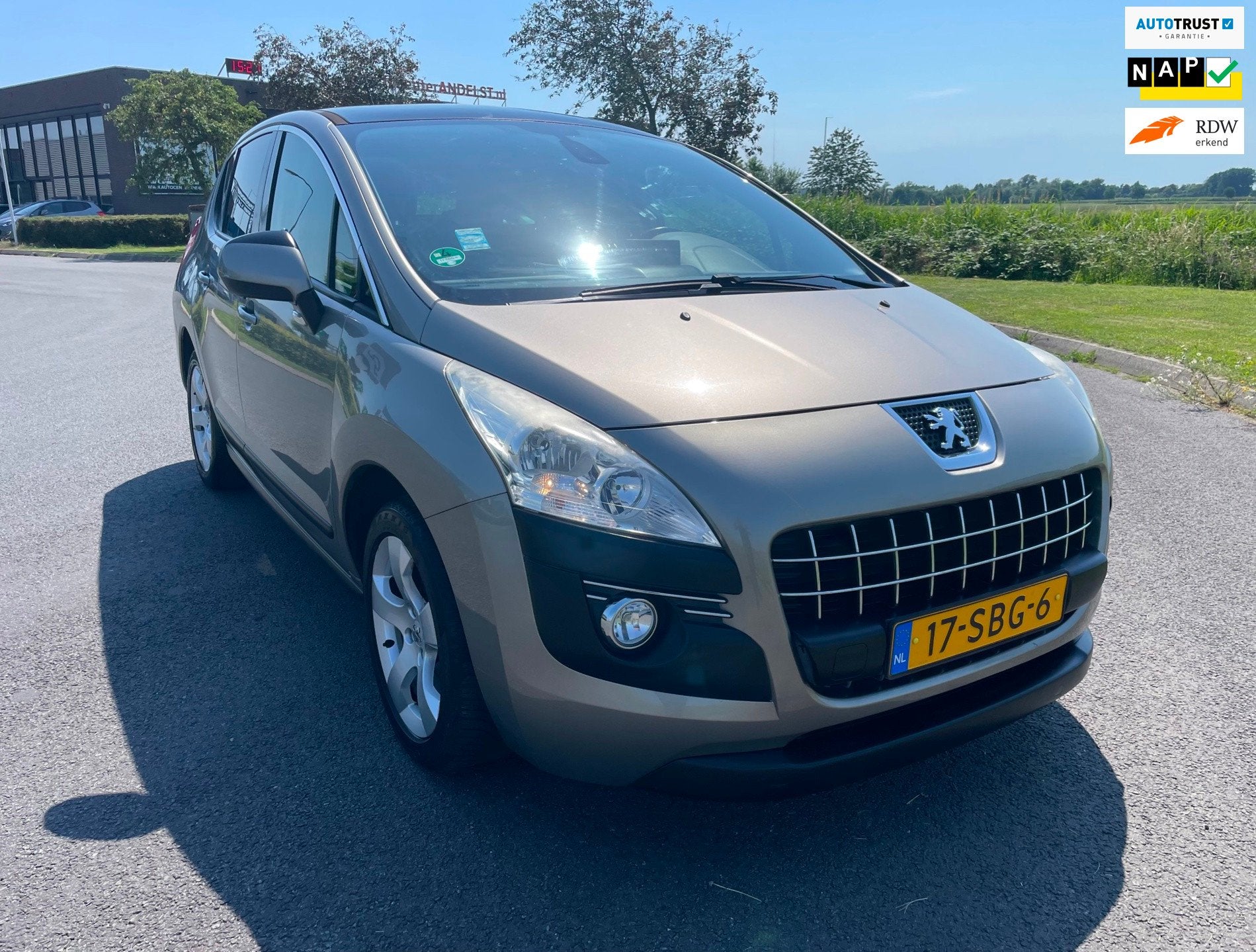 Peugeot 3008 1.6 VTi ST, Trekhaak, Pano, Navi, Pdc, Cruise/C, Voorwielaandrijving, Stof, Gebruikt, Zwart